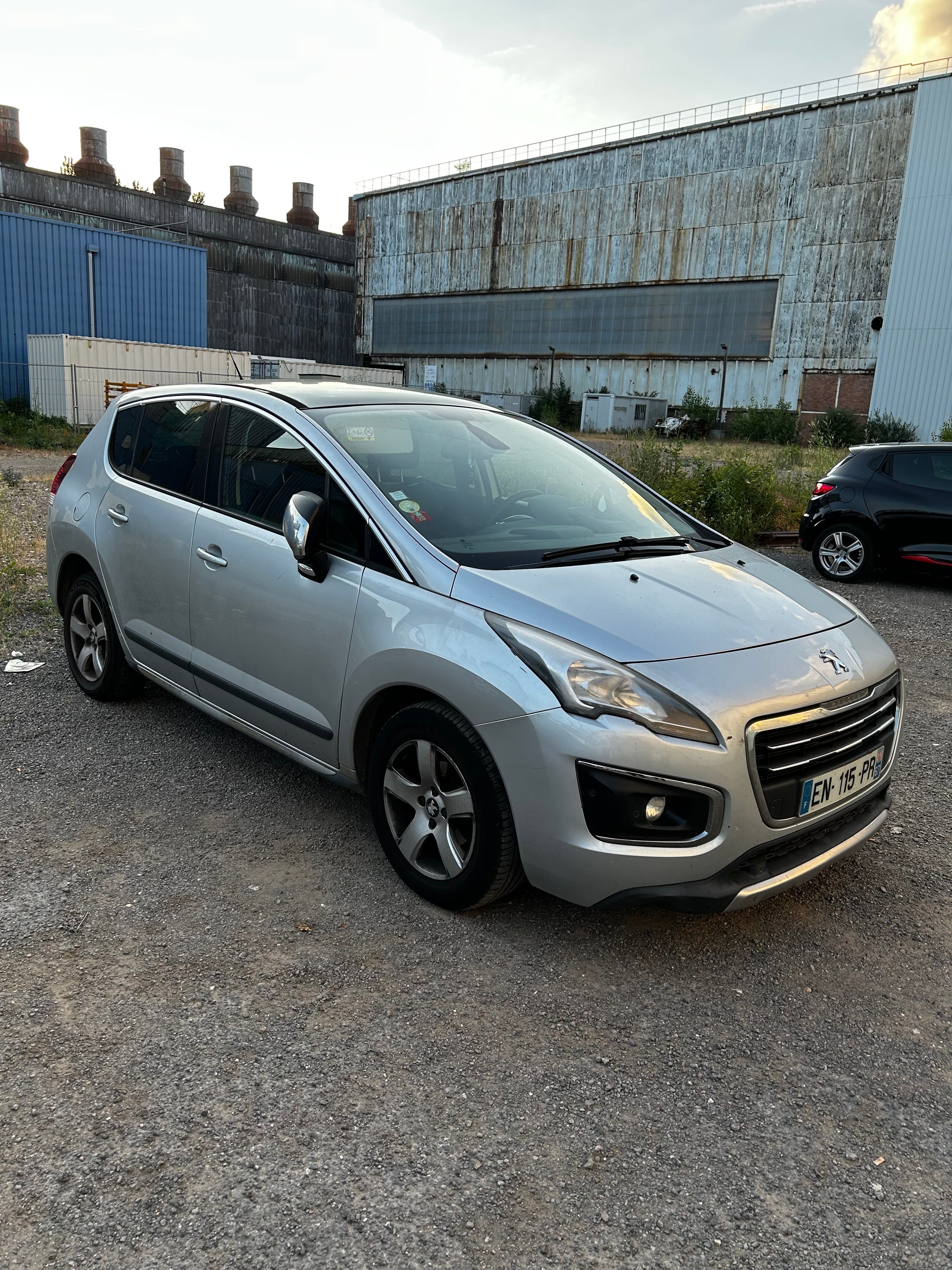 Peugeot 3008 avec GPS