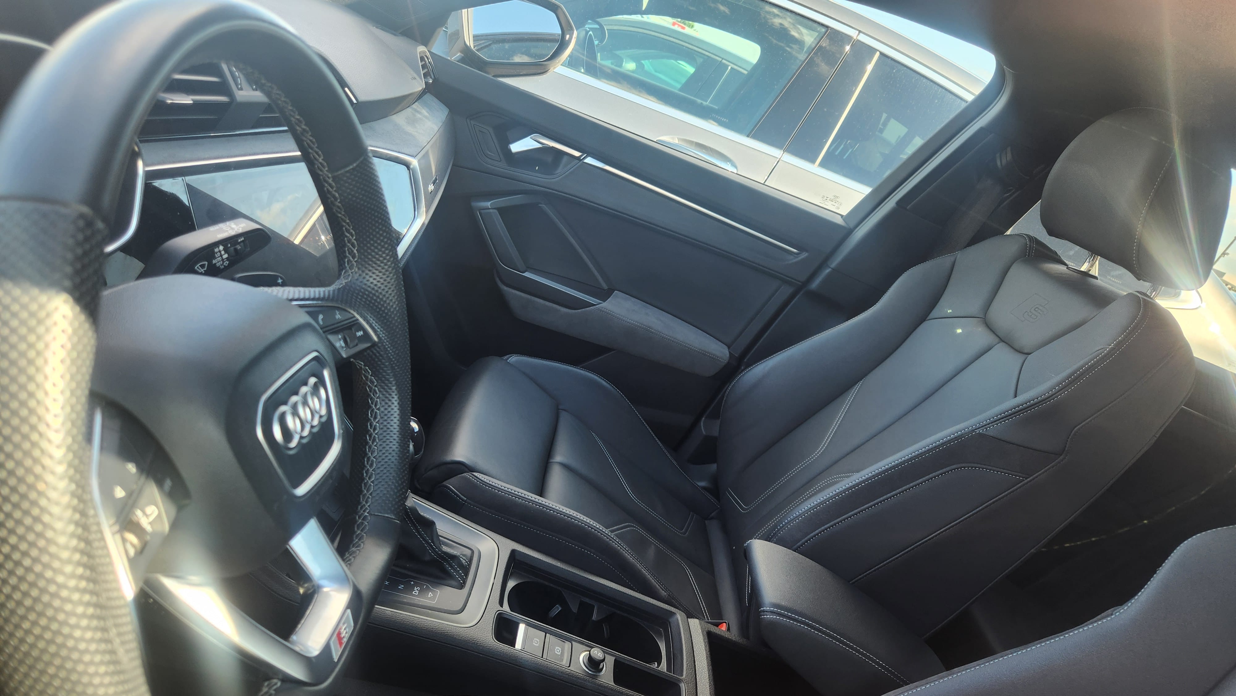 Audi Q3 2.0T Premium avec GPS