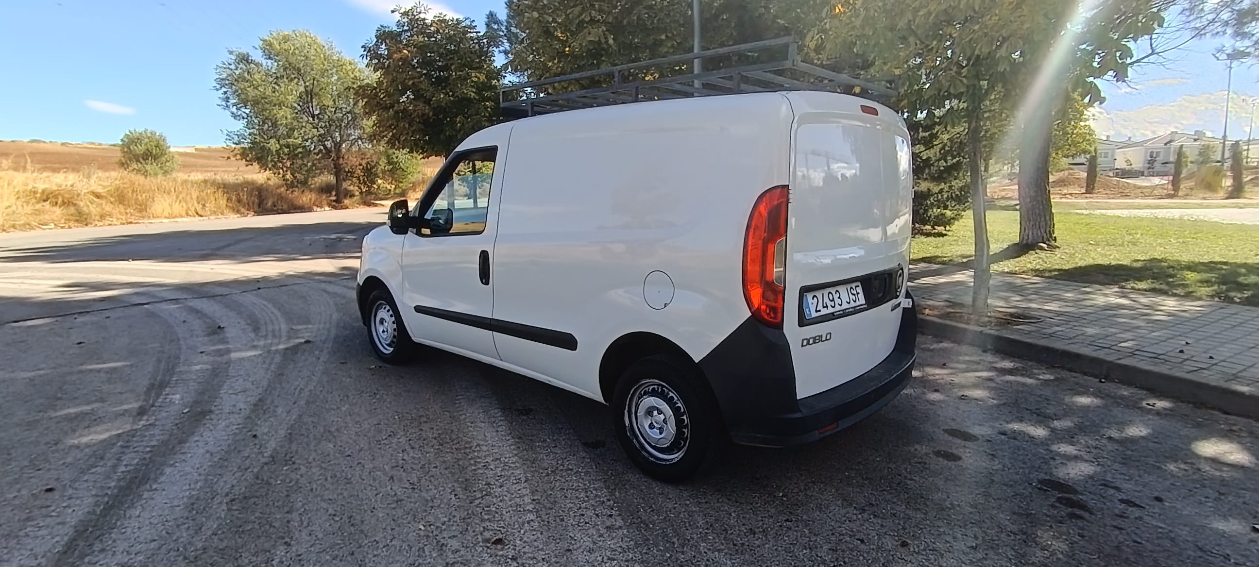 Fiat Doblo Cargo con Audio Bluetooth