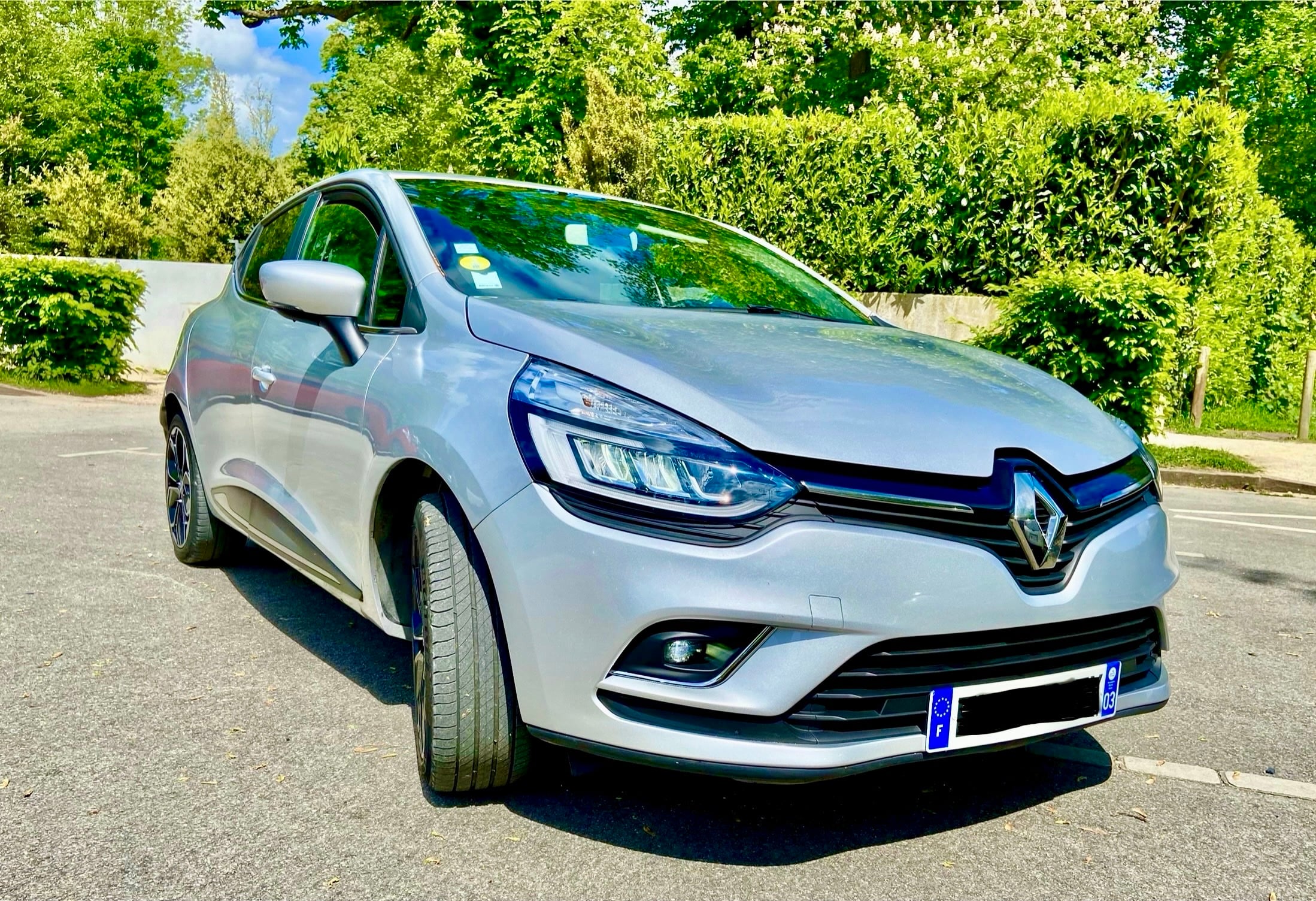Renault Clio 1.5 DCI avec Siège bébé