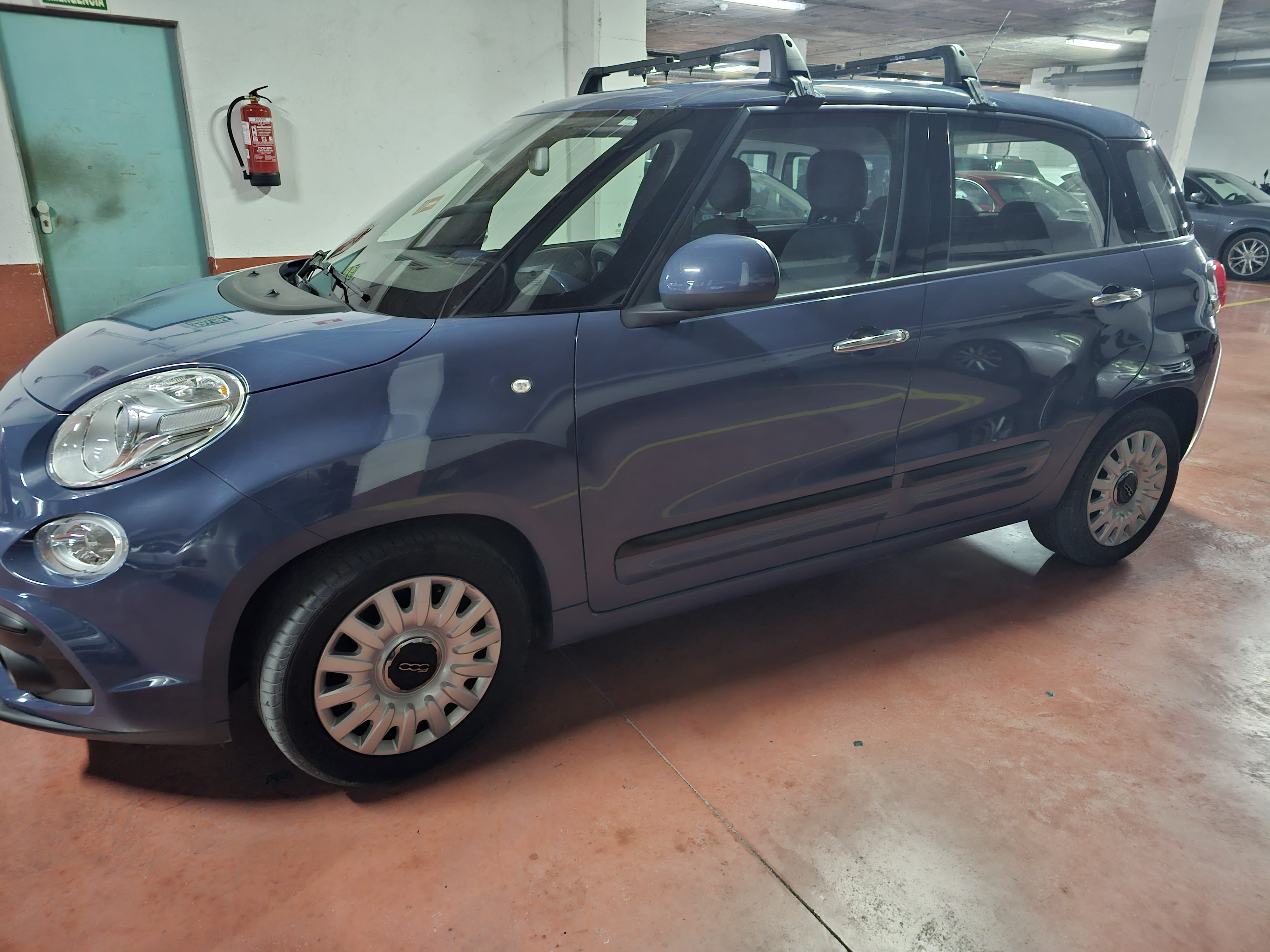 Fiat 500 Lounge with Air conditioning