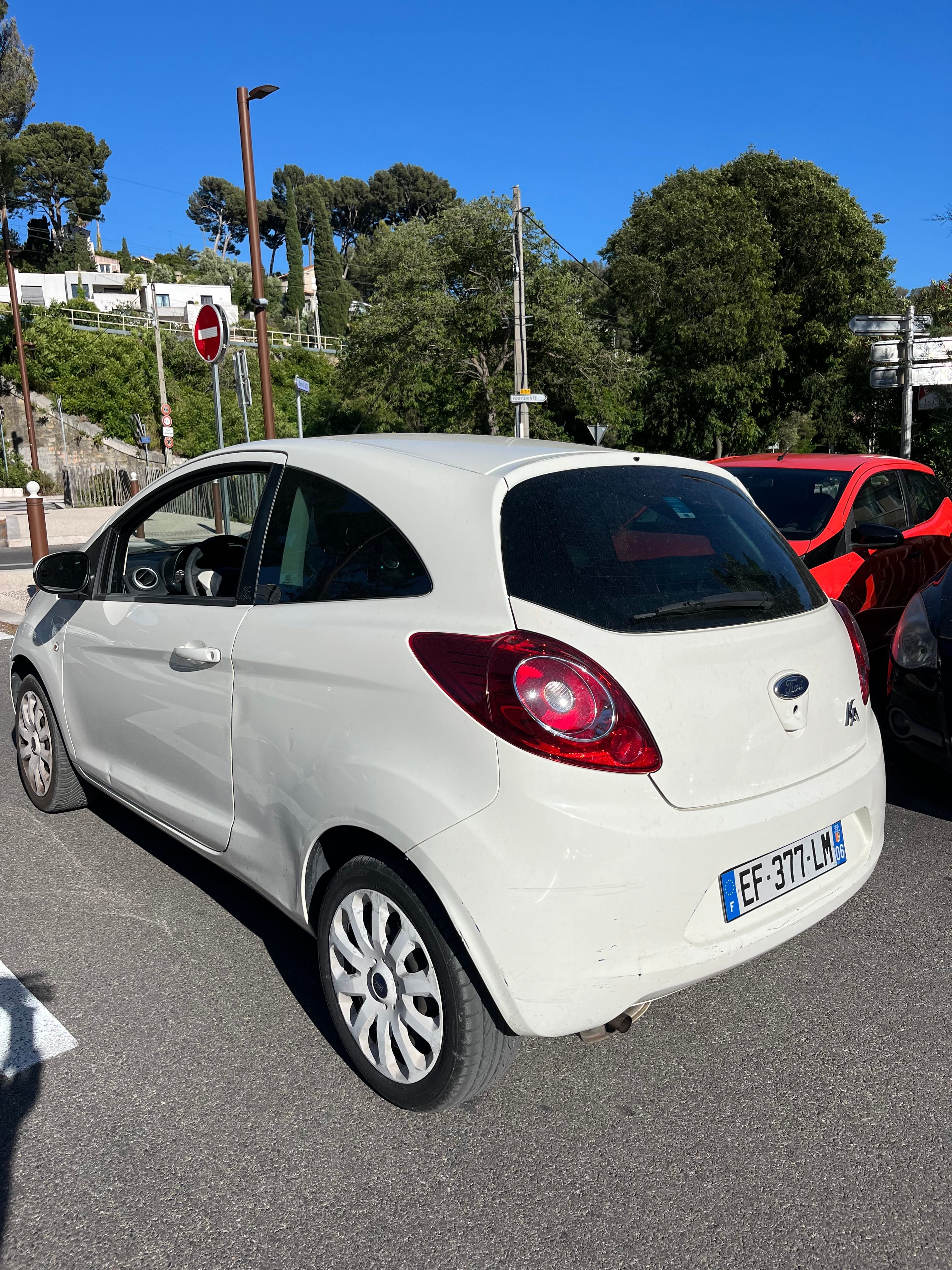 Ford Ka avec Autoradio