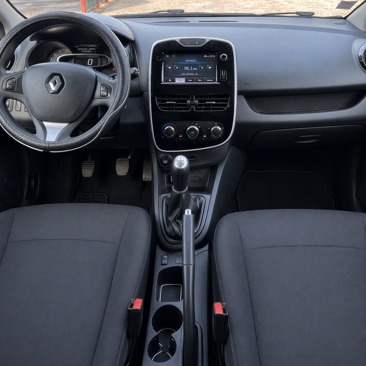 Renault Clio avec Régulateur de vitesse
