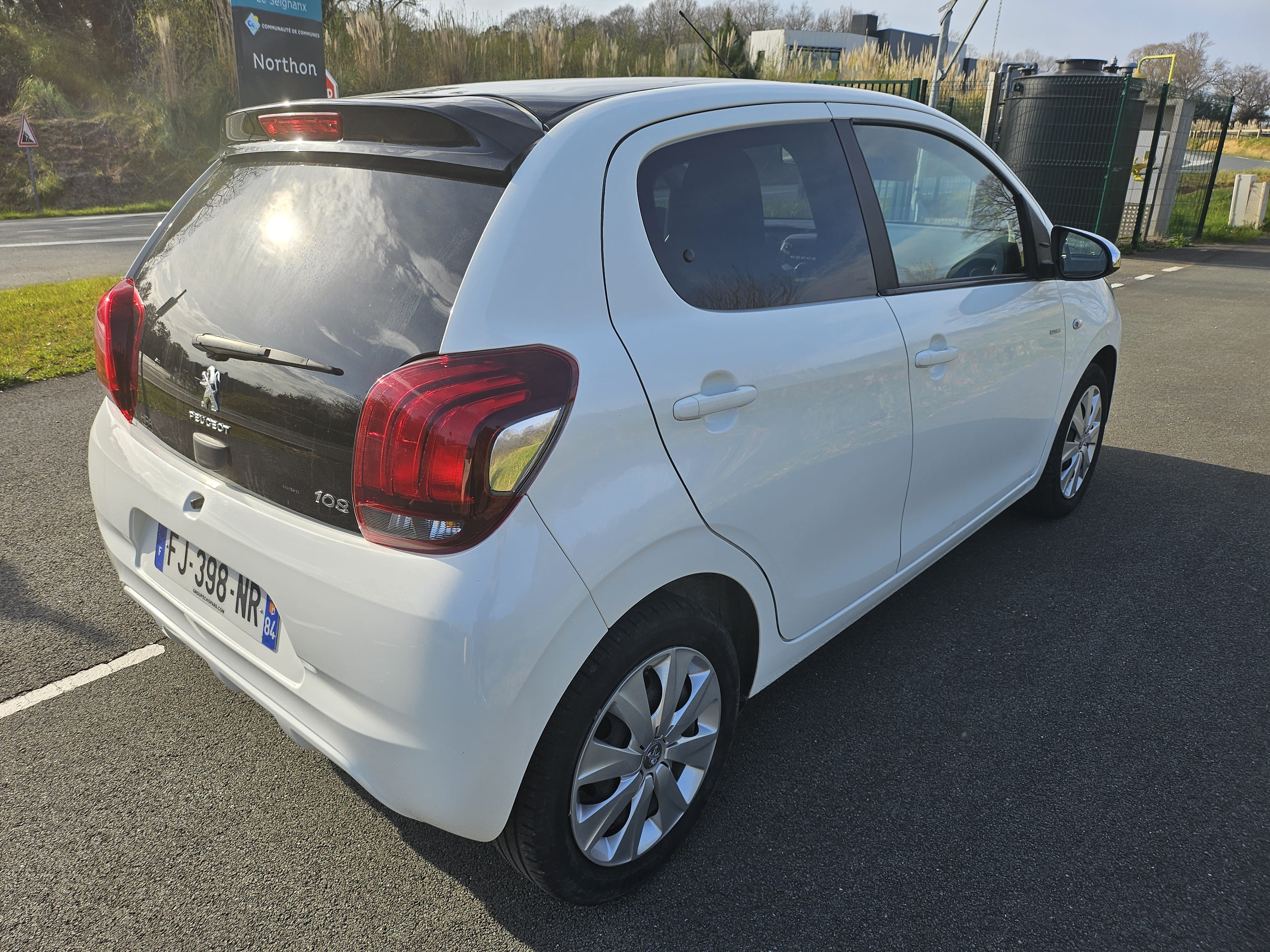 Peugeot 108 with Air conditioning