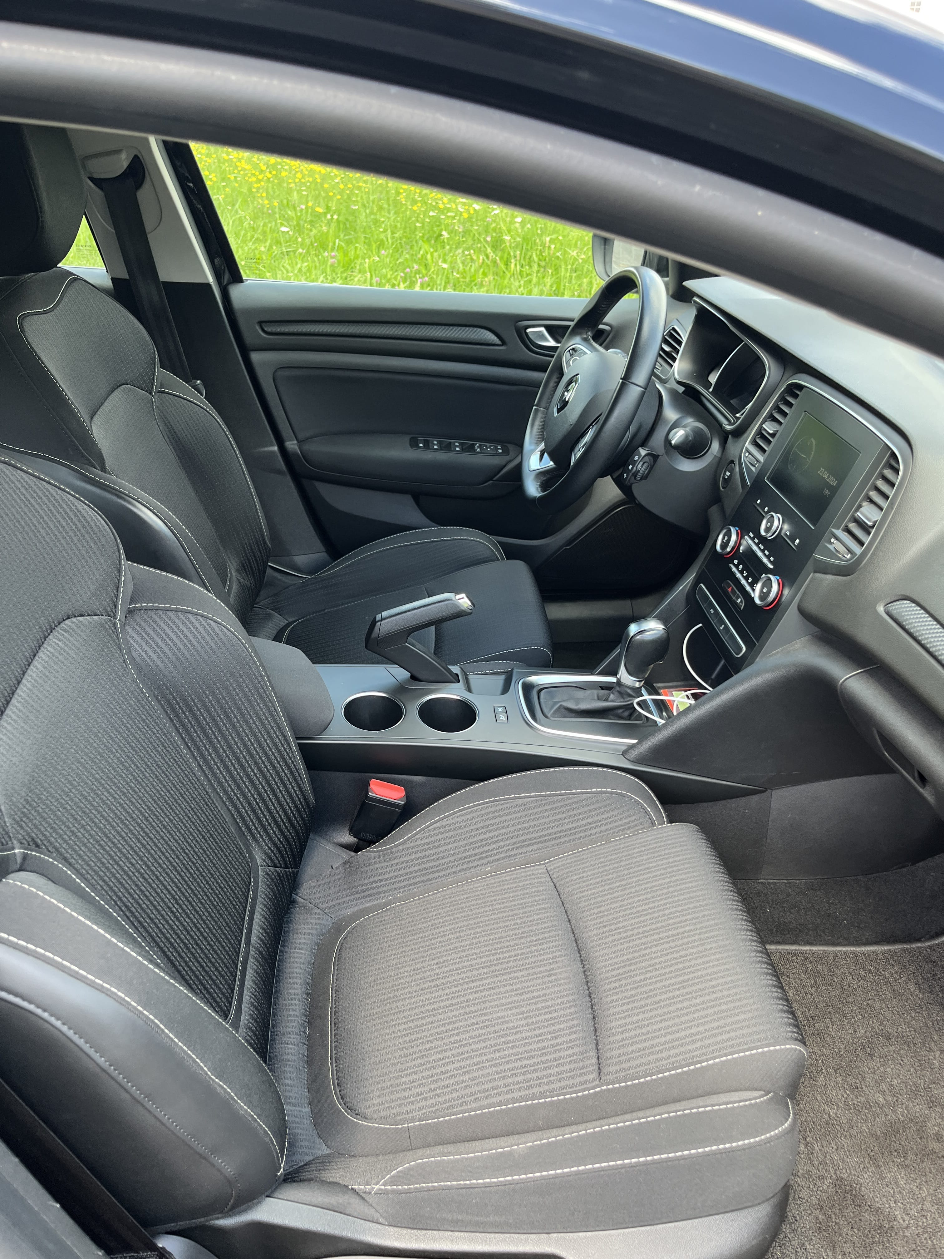 Renault Mégane diesel boite auto avec Siège bébé