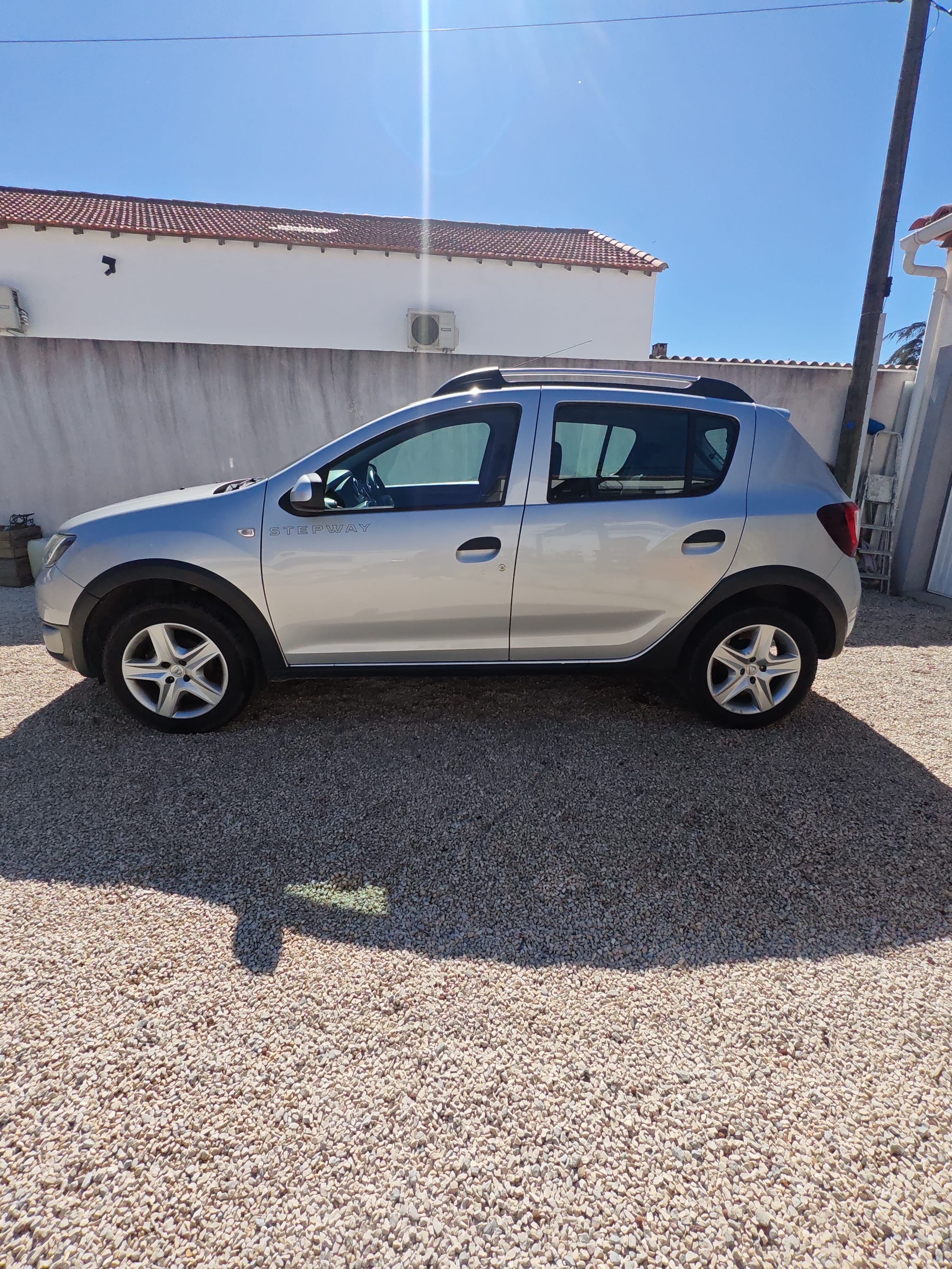 Dacia Sandero avec Climatisation
