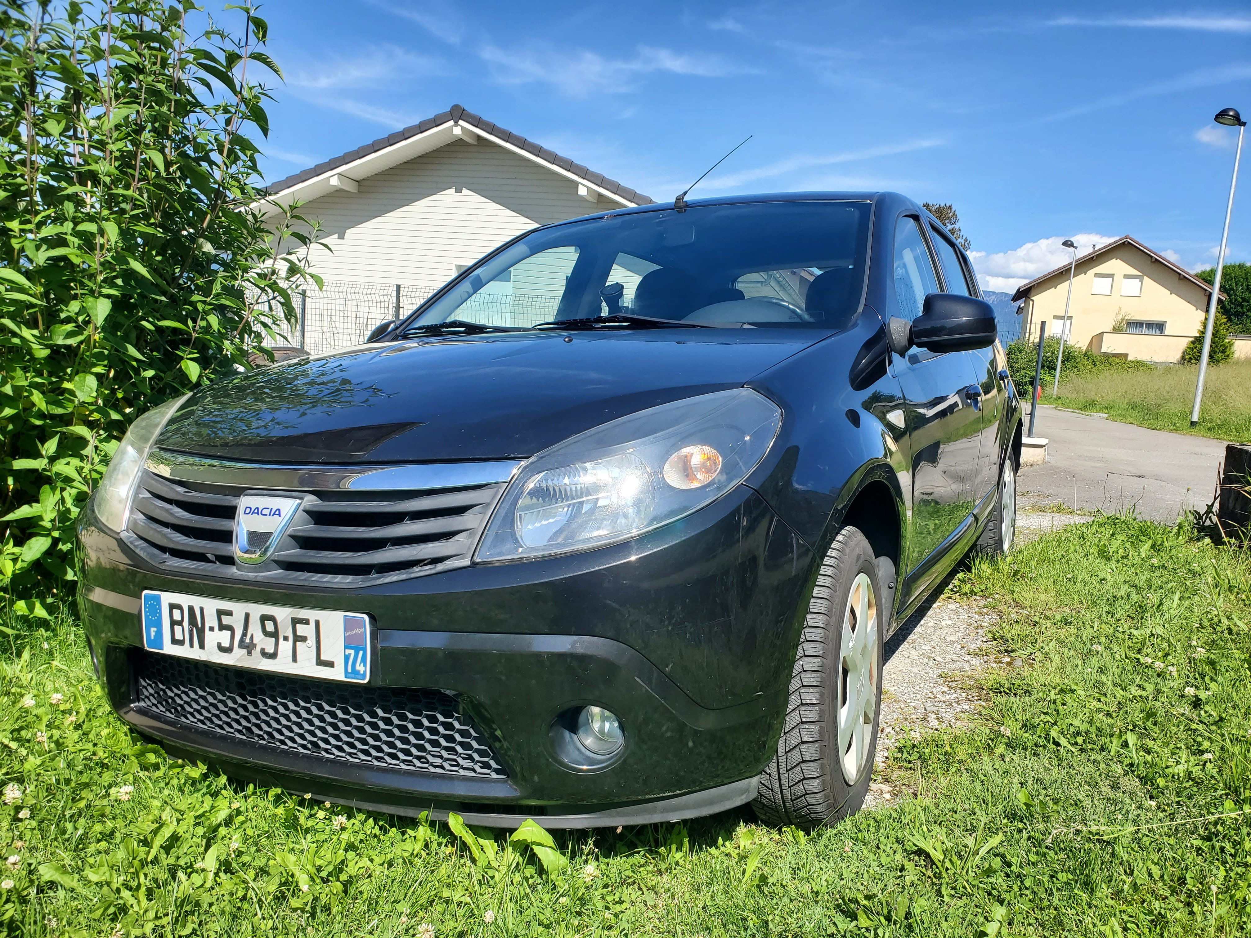 Dacia Sandero 1.2 75cv avec Climatisation