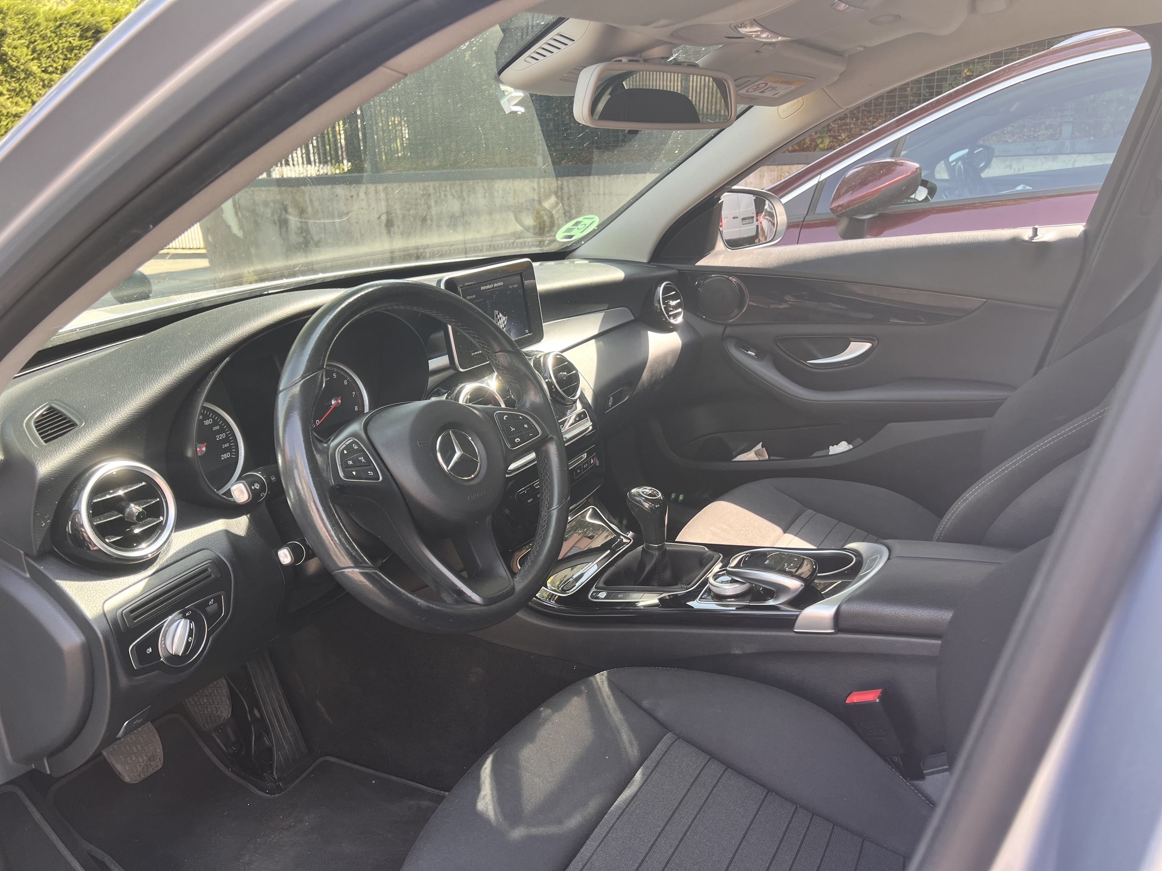 Mercedes-Benz Clase C con Audio Bluetooth