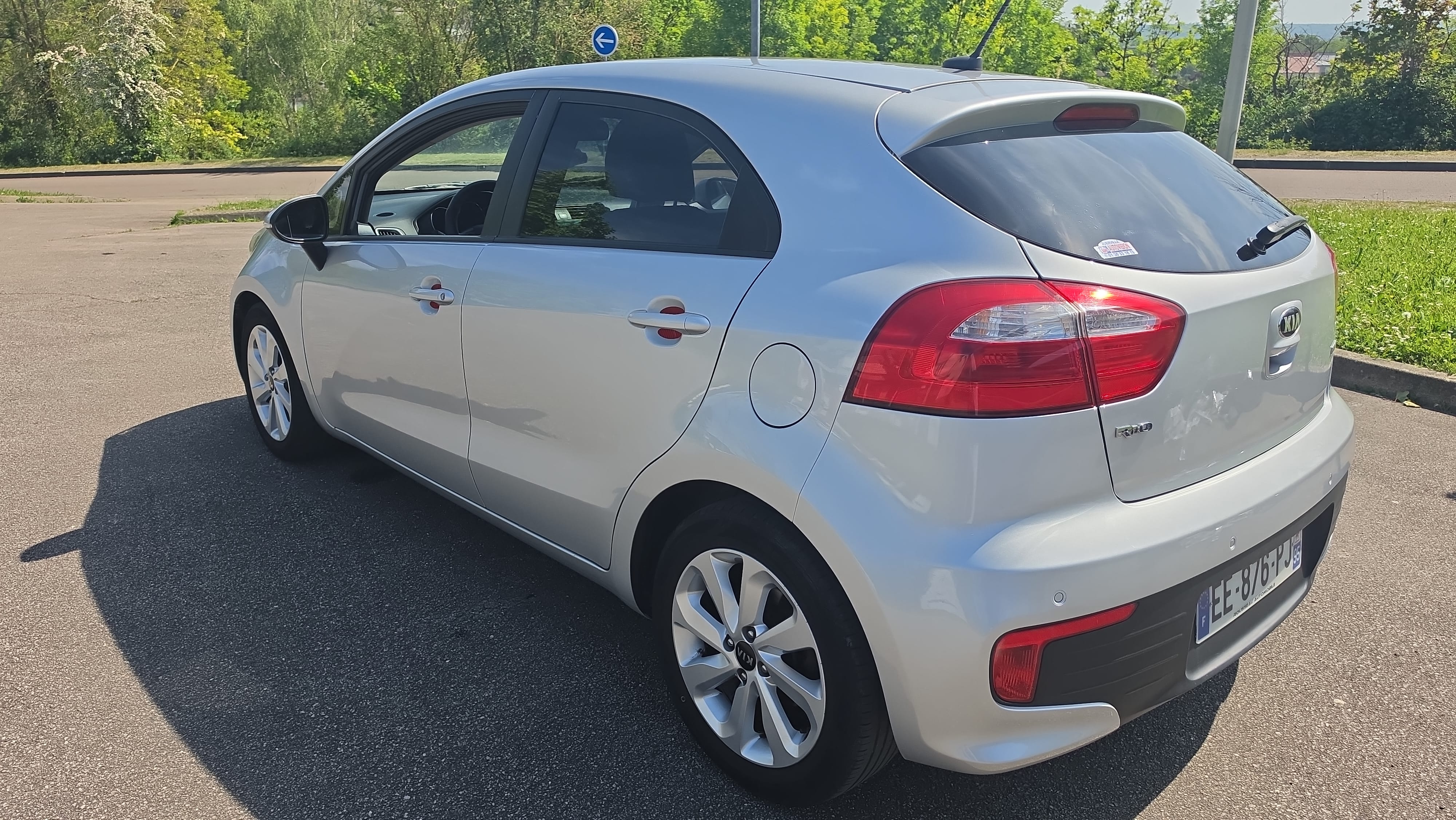 Kia Rio avec Régulateur de vitesse