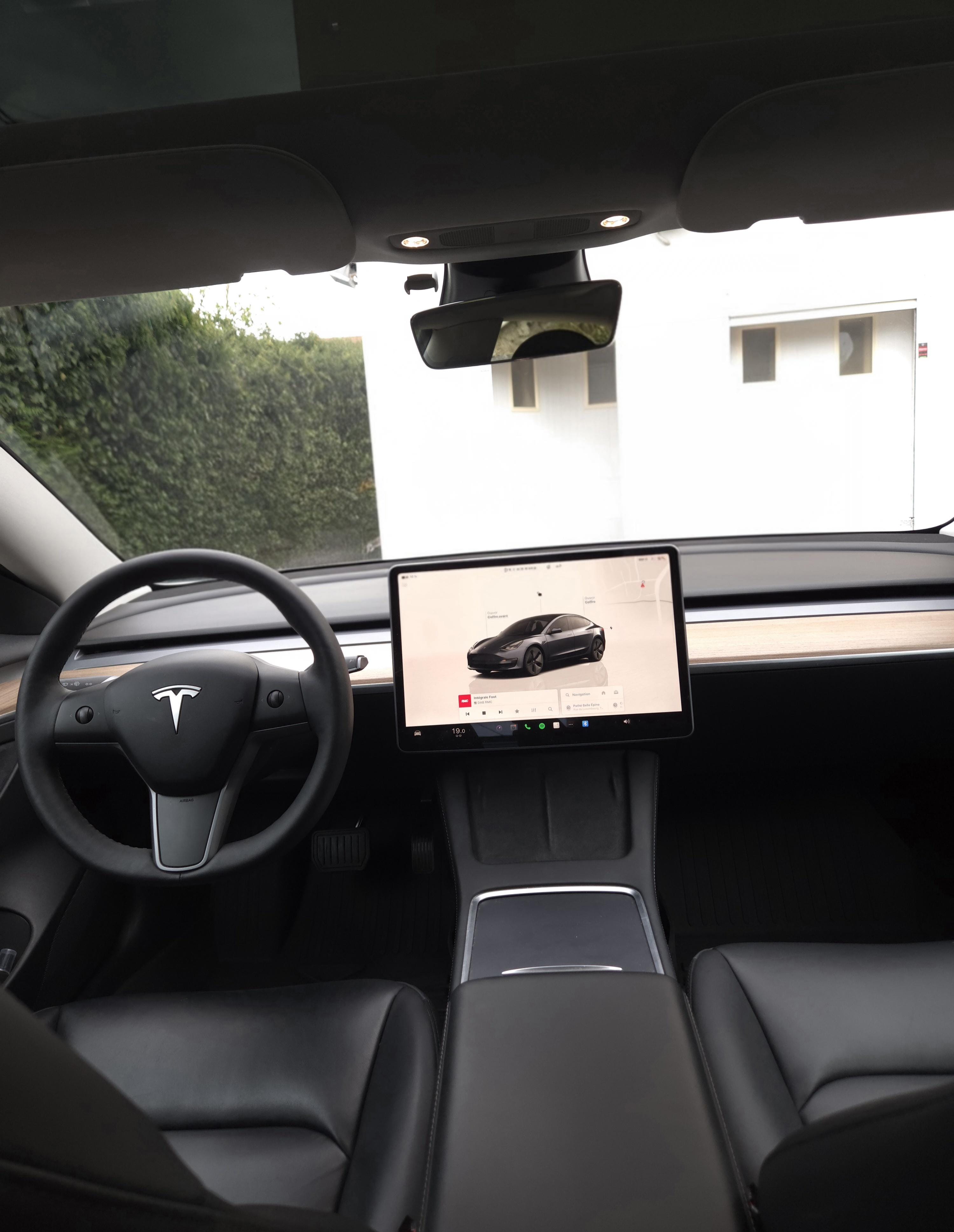Tesla Model 3 avec Caméra de recul