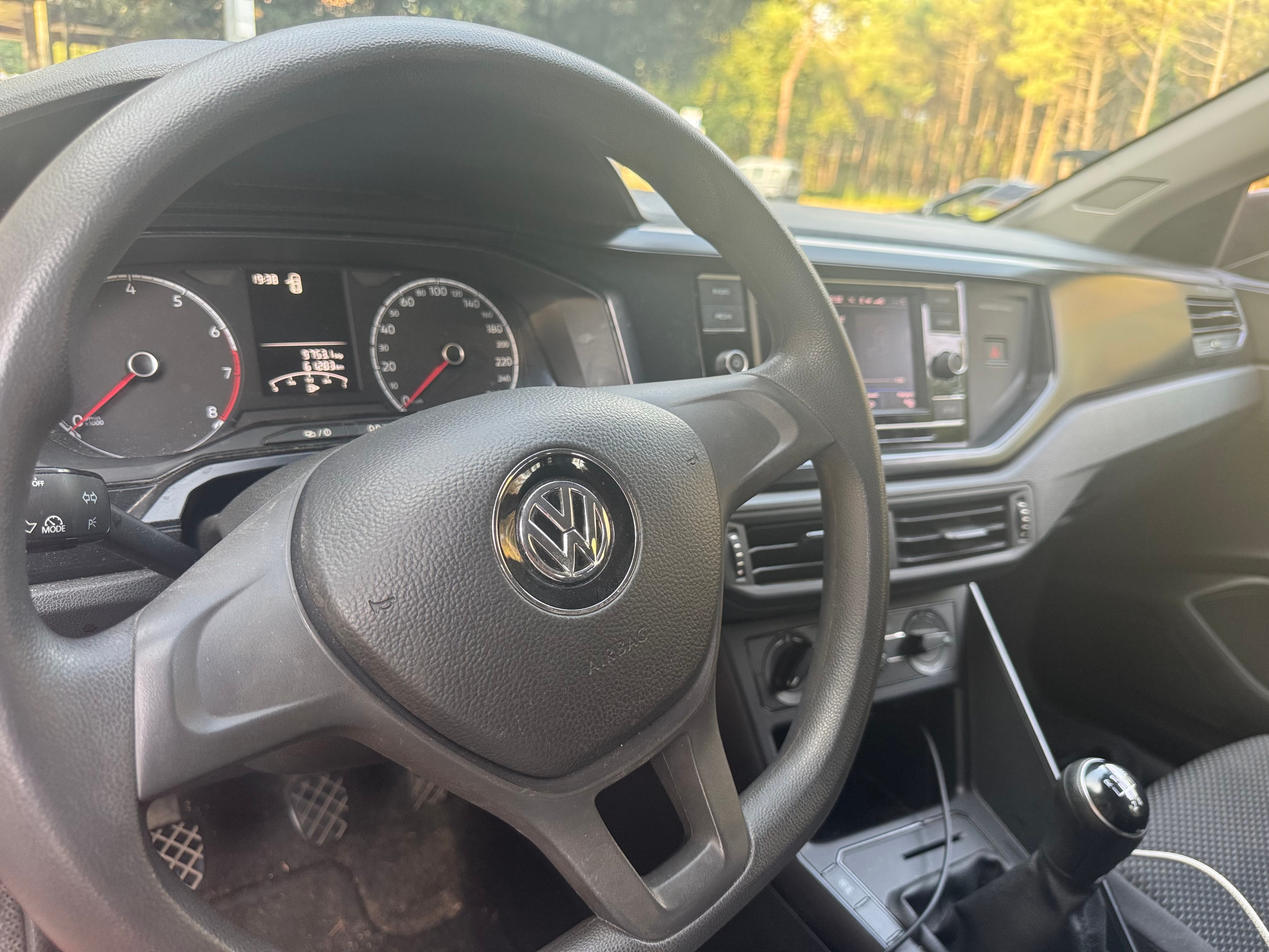 Volkswagen Polo avec Siège bébé