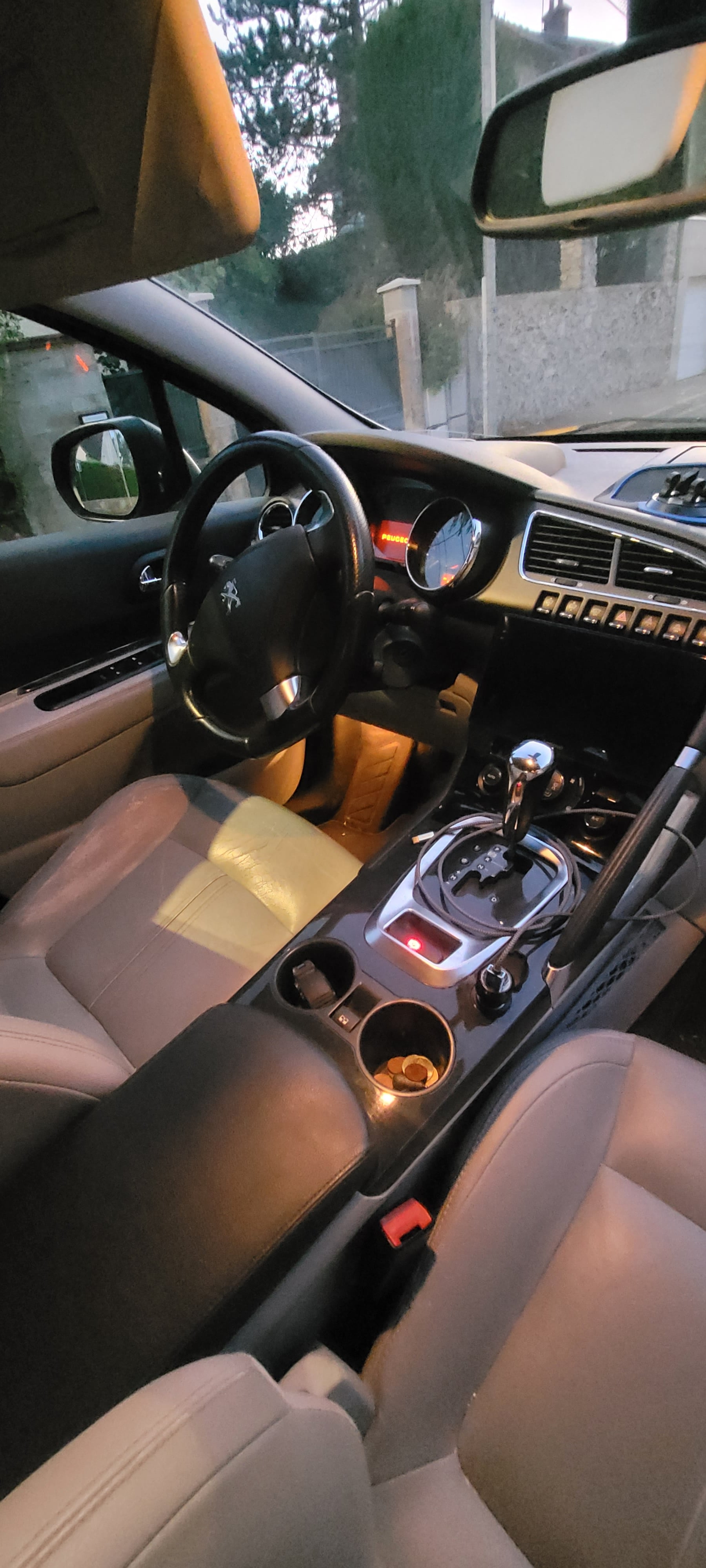Peugeot 3008 2.0 HDI avec Caméra de recul