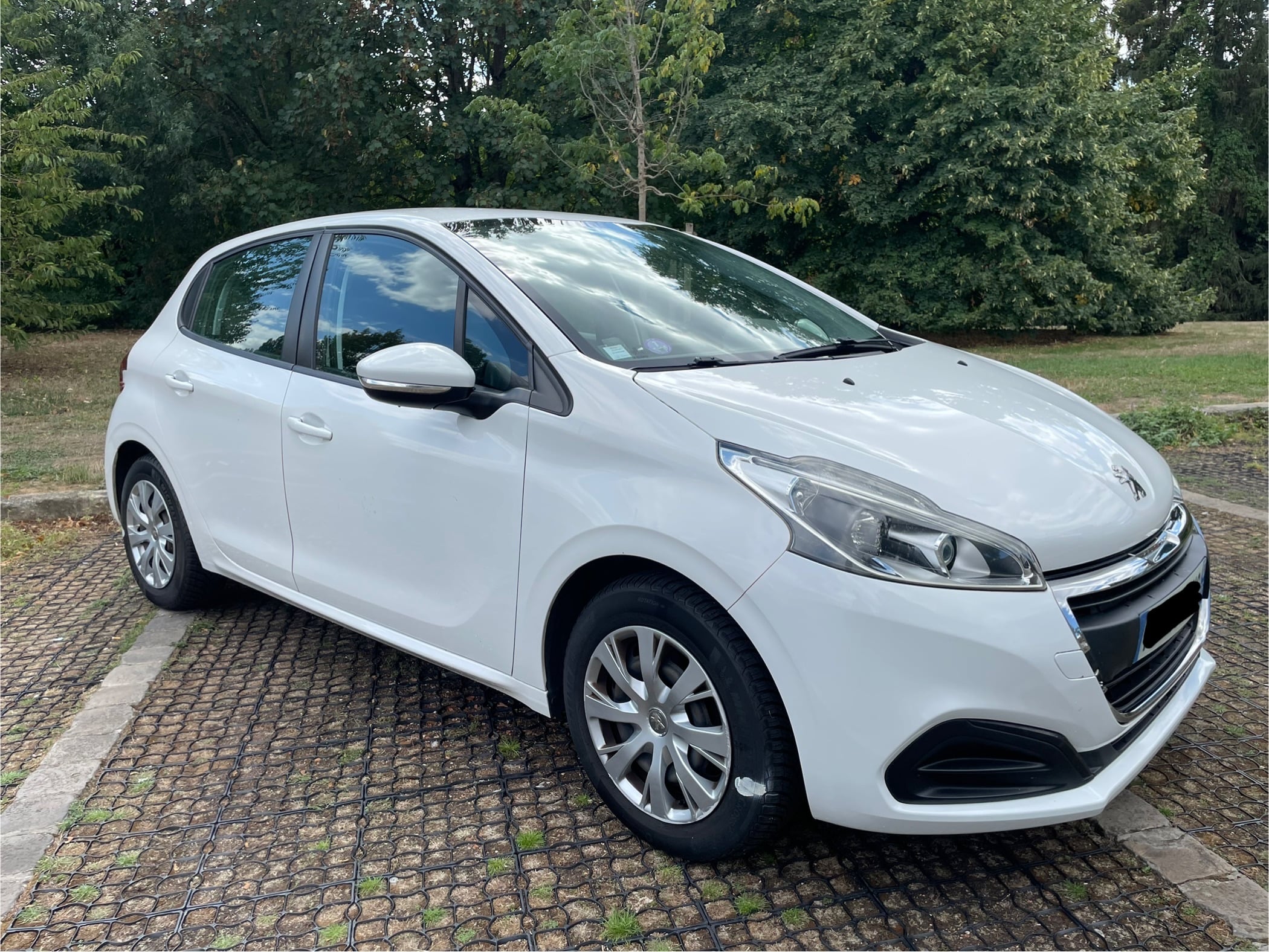 Peugeot 208, 2019, Essence 95
