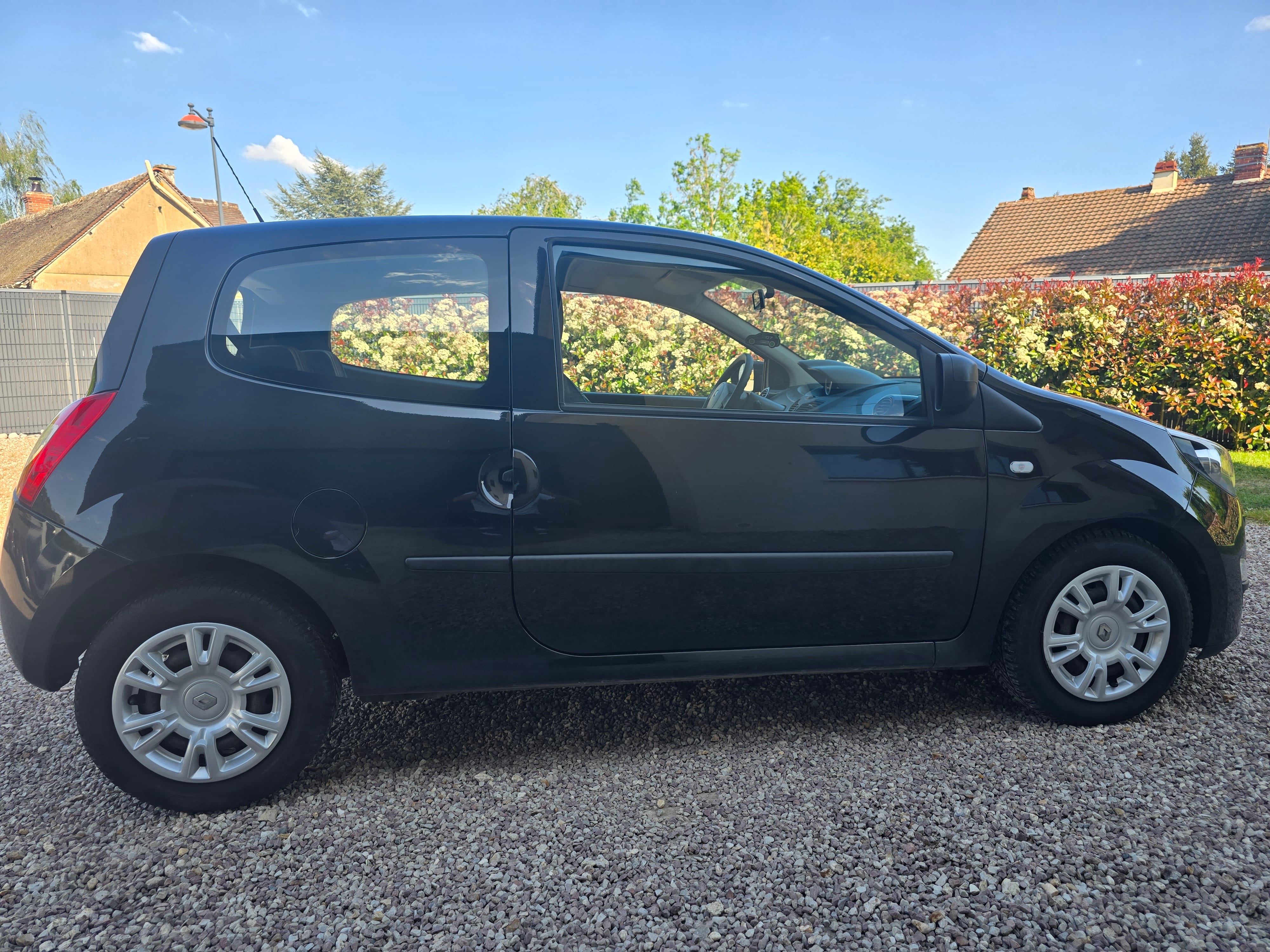 Renault Twingo II avec Audio Bluetooth
