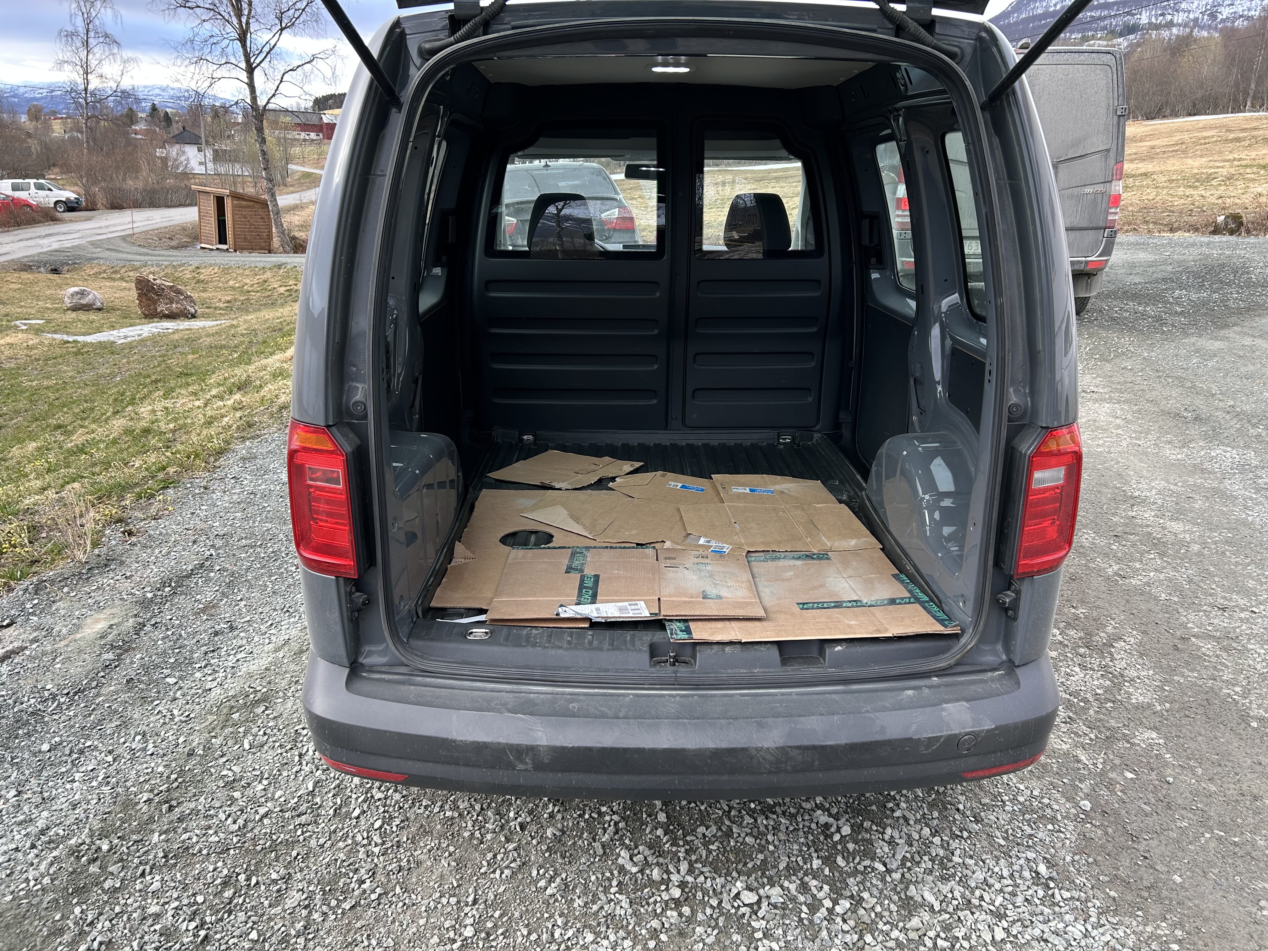 Volkswagen Caddy Varebil med Bluetooth audio