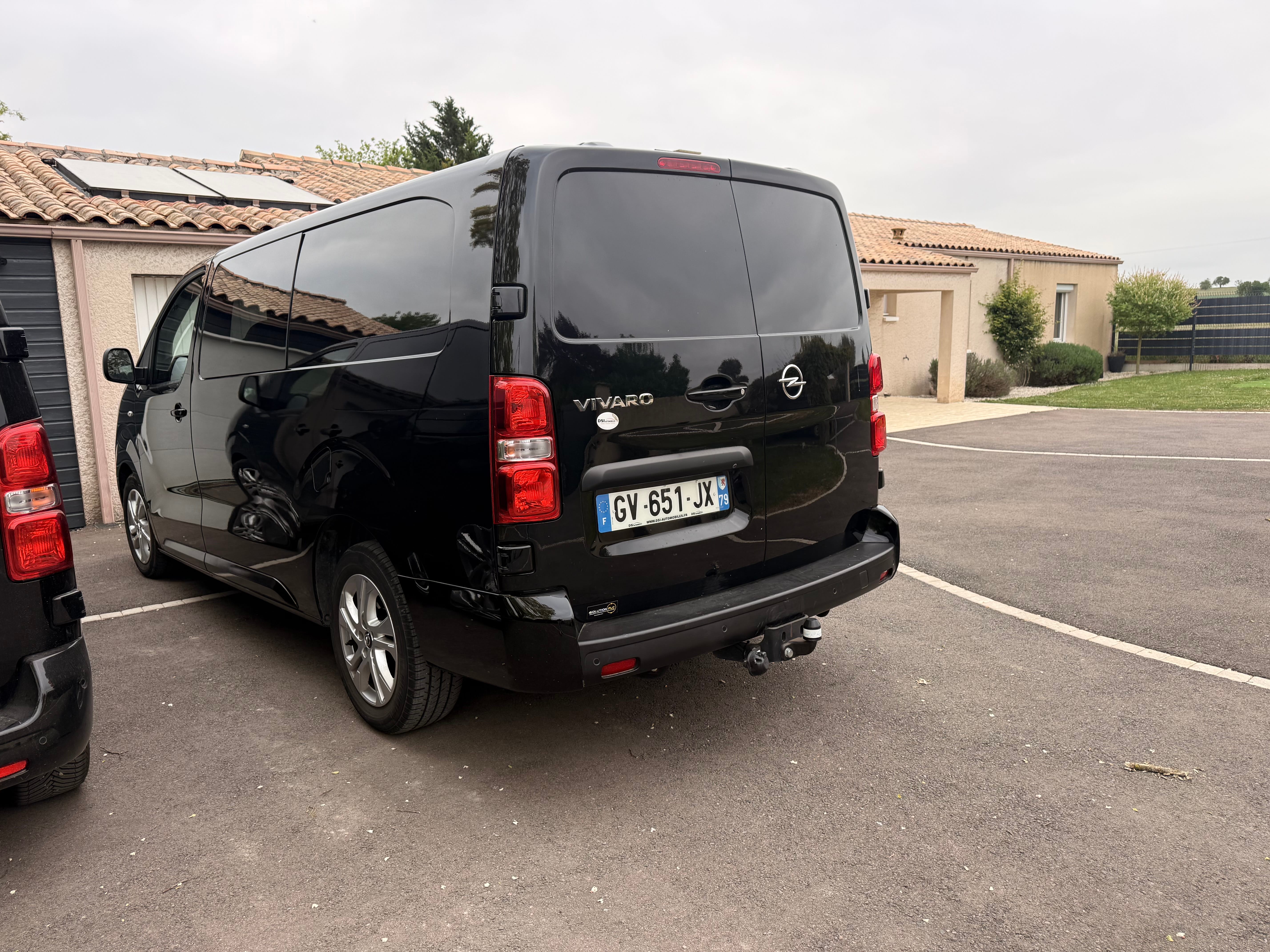 Opel Vivaro avec Caméra de recul