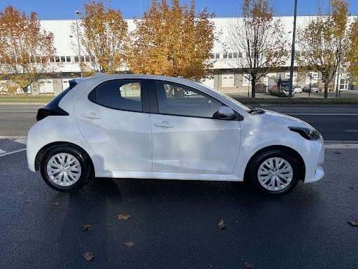 Toyota Yaris Hybride avec Climatisation