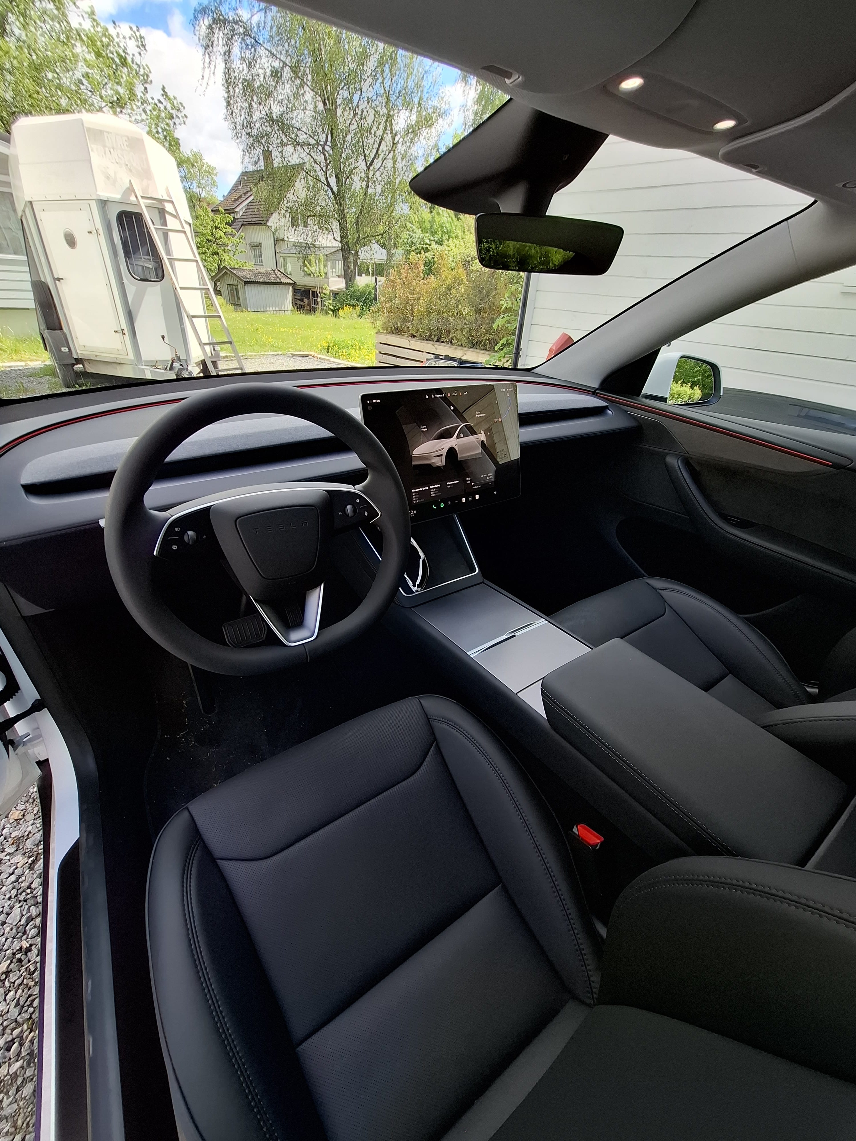 Tesla Model Y Long Range with Cruise control