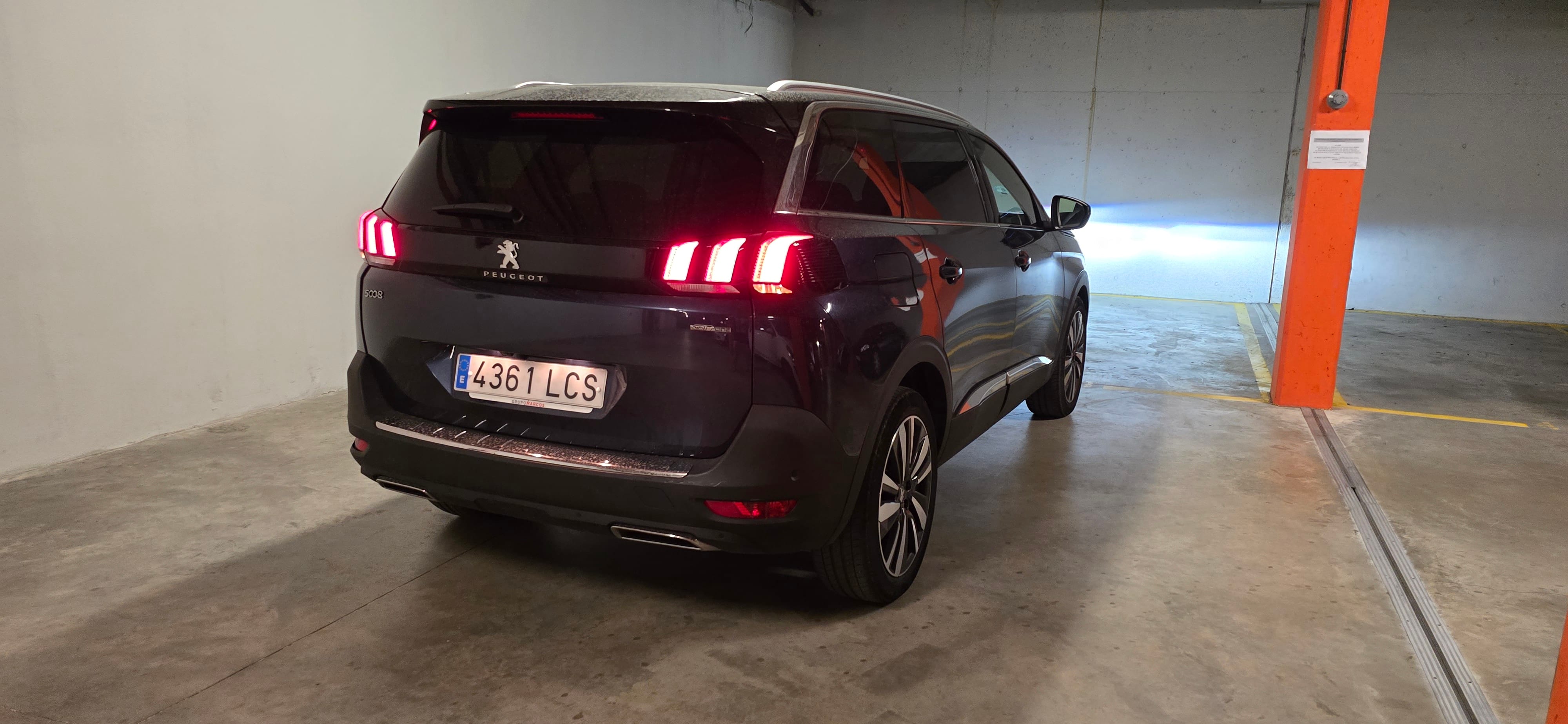Peugeot 5008 con GPS