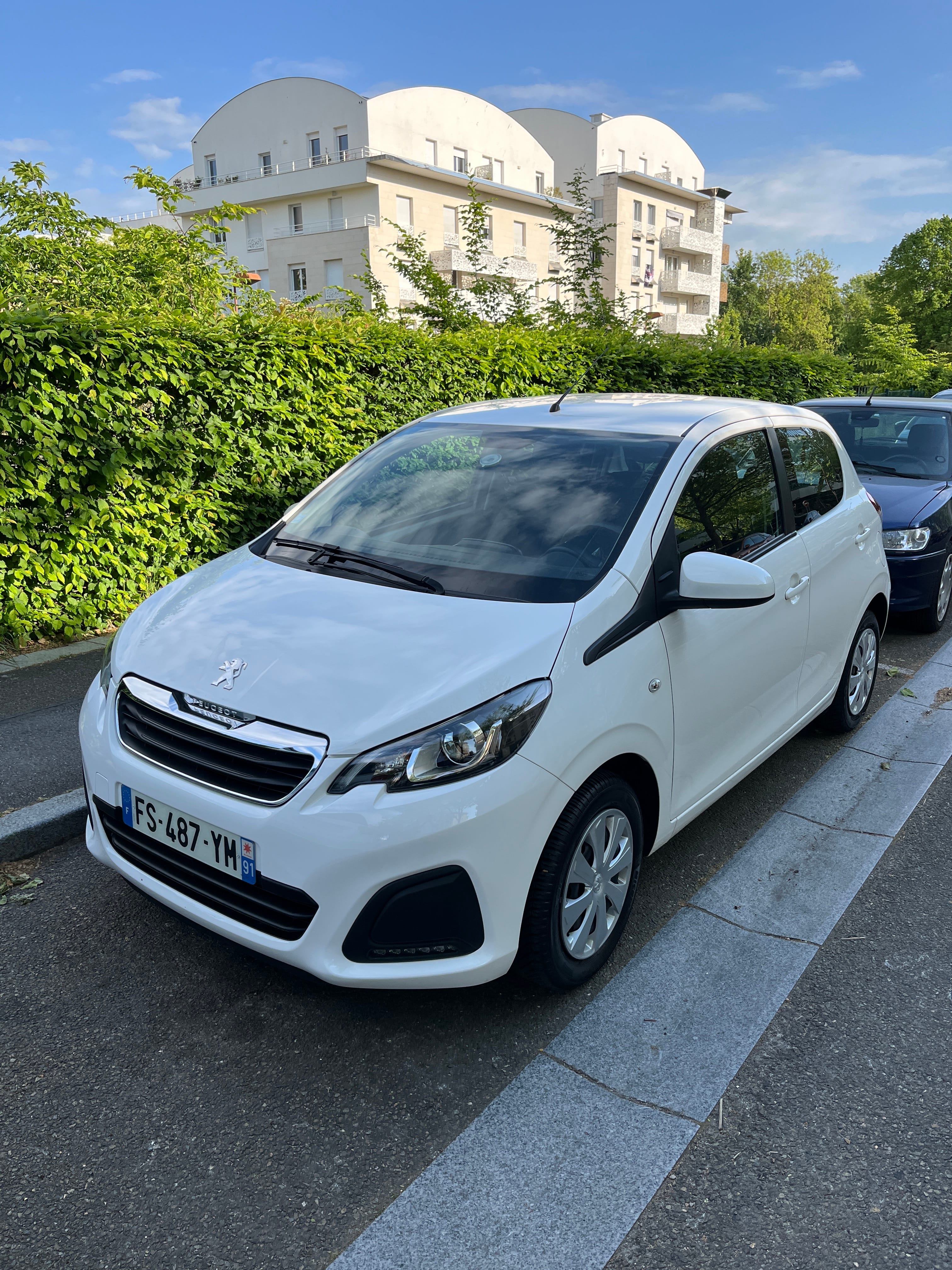 Peugeot 108 avec Entrée audio / iPod