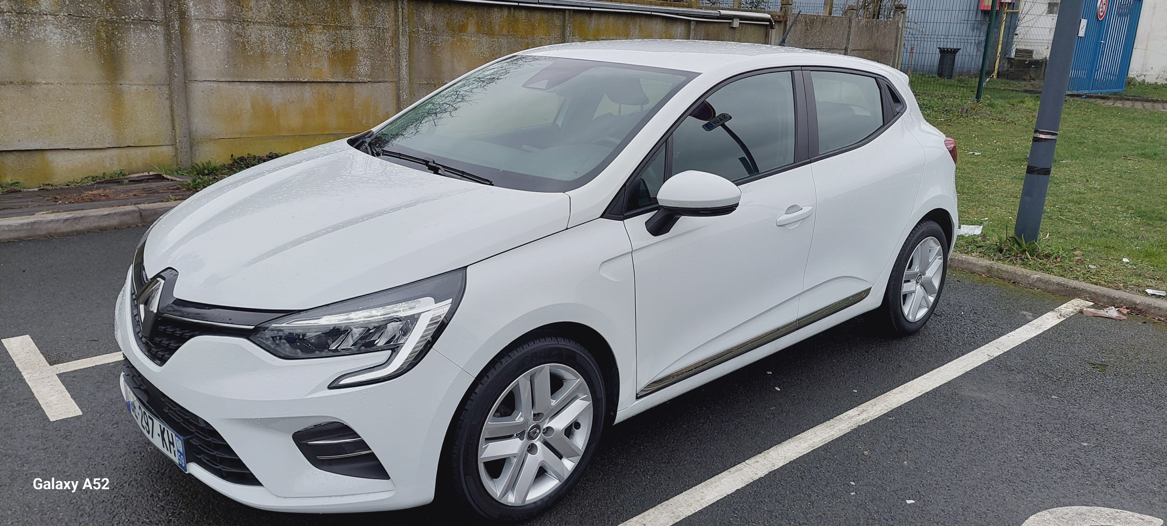 Renault Clio V TCE90, 2022, Essence 95