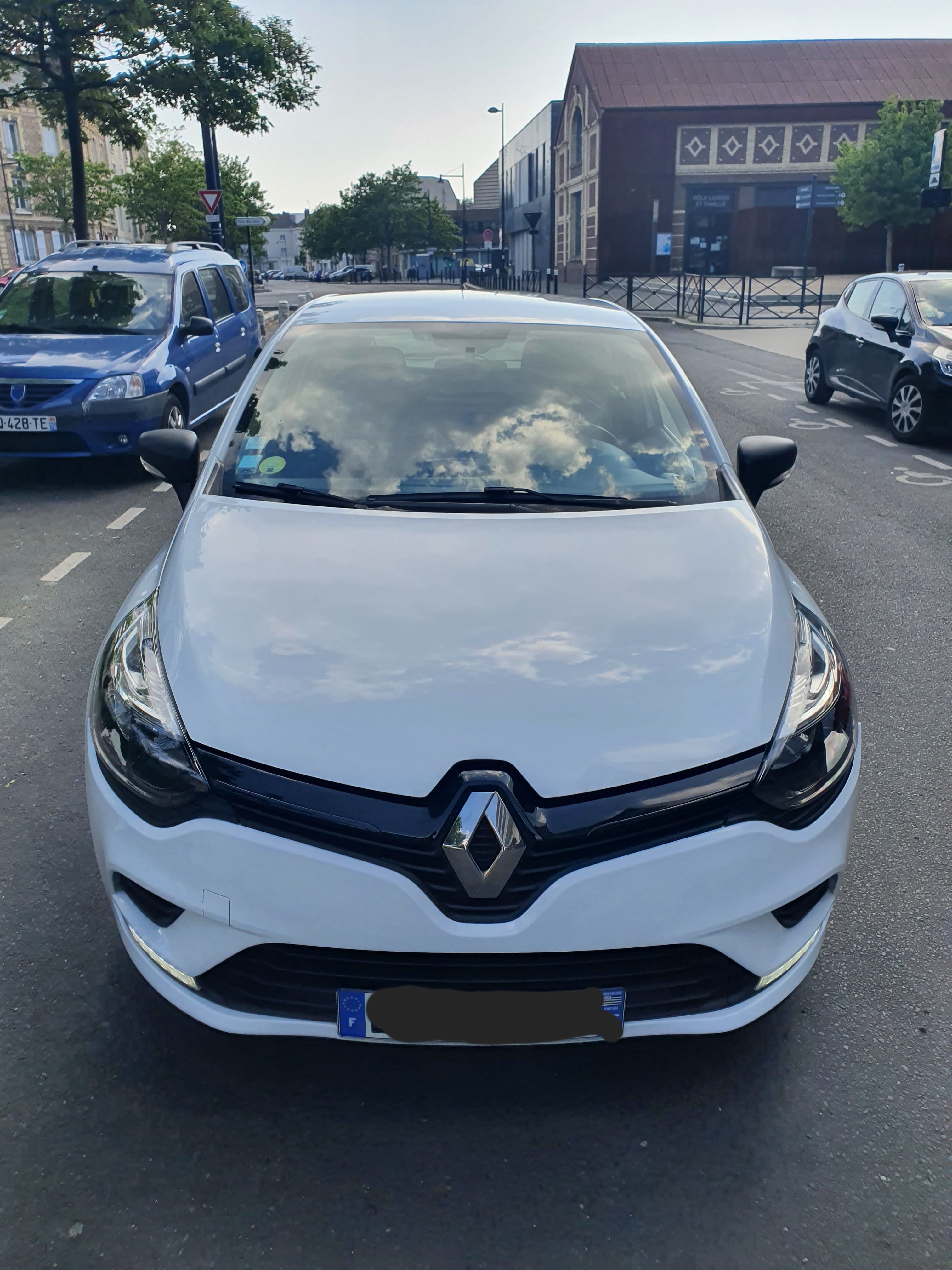 Renault Clio avec Régulateur de vitesse