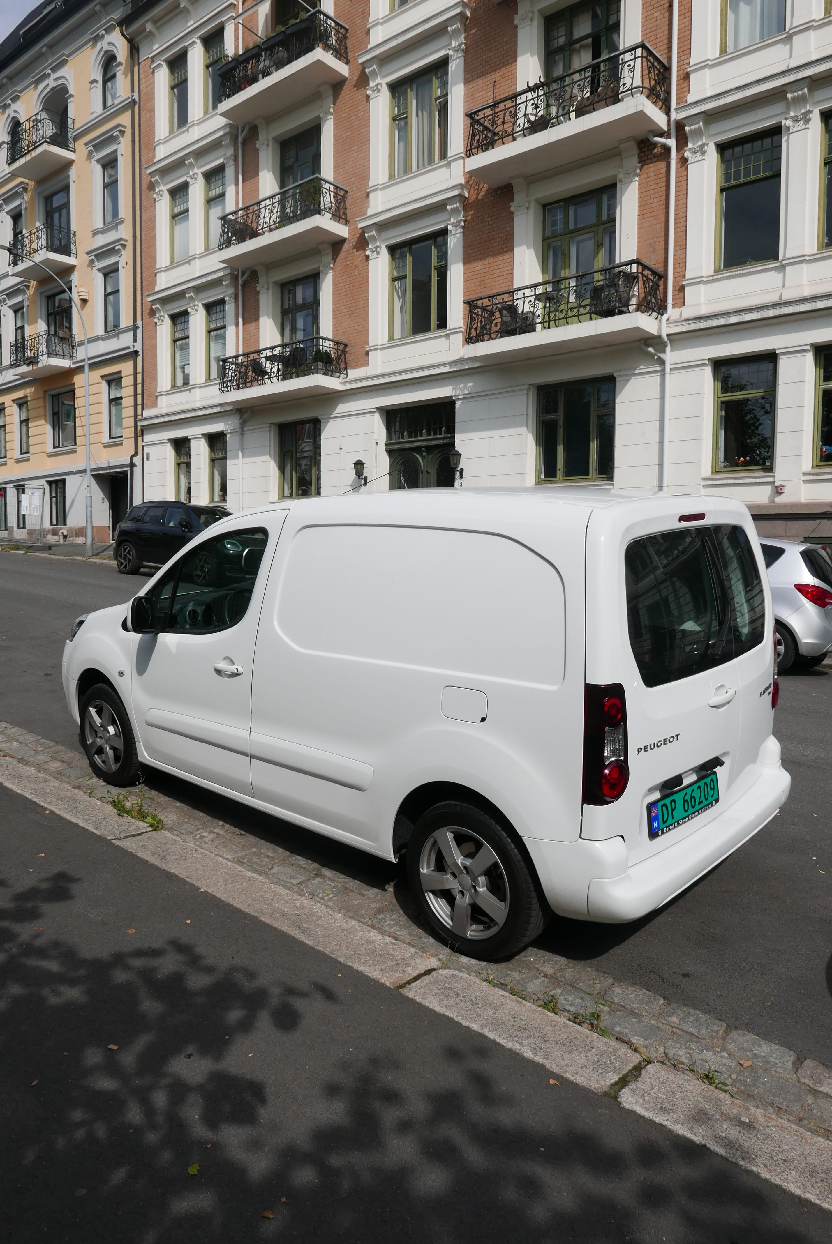 Peugeot Partner med GPS