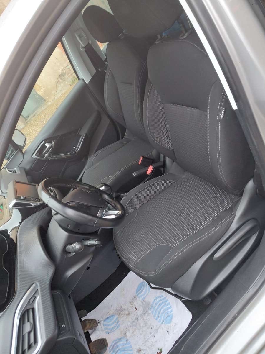Peugeot 208 avec Audio Bluetooth