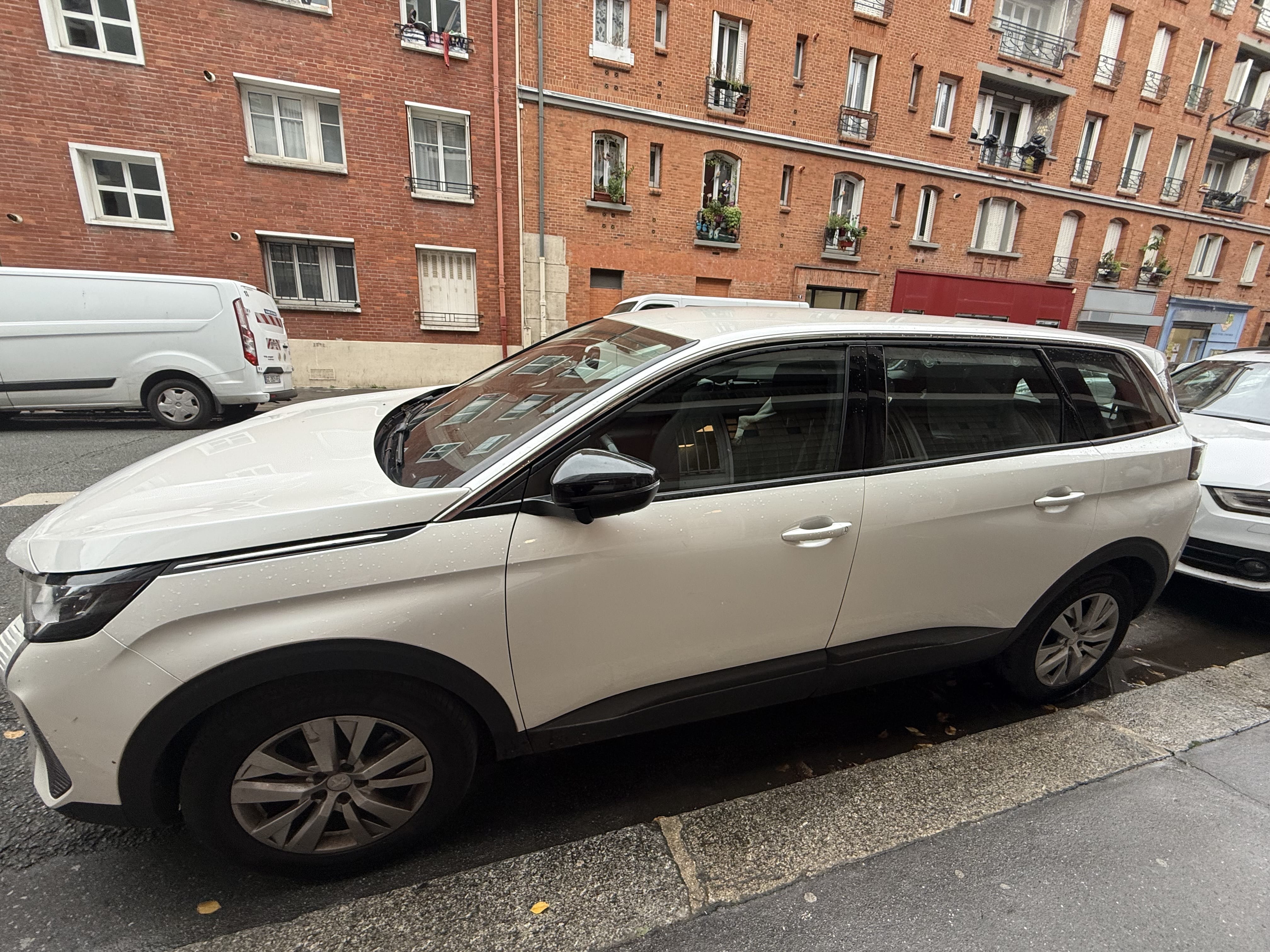 Peugeot 5008 avec Climatisation