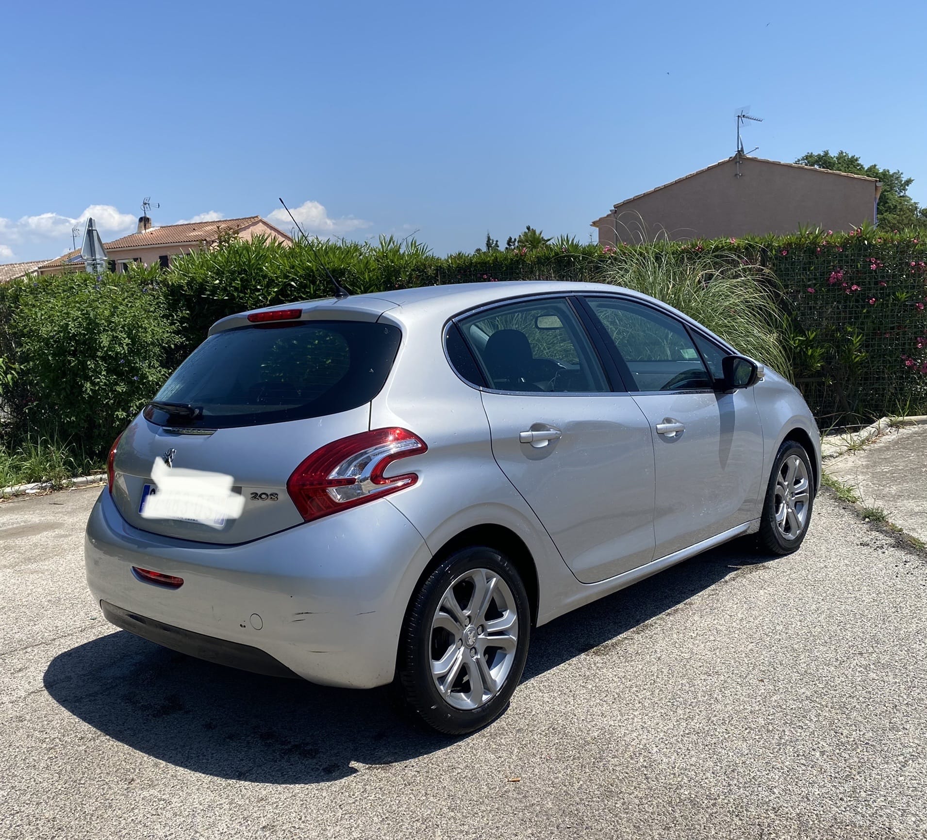 Peugeot 208 avec Climatisation