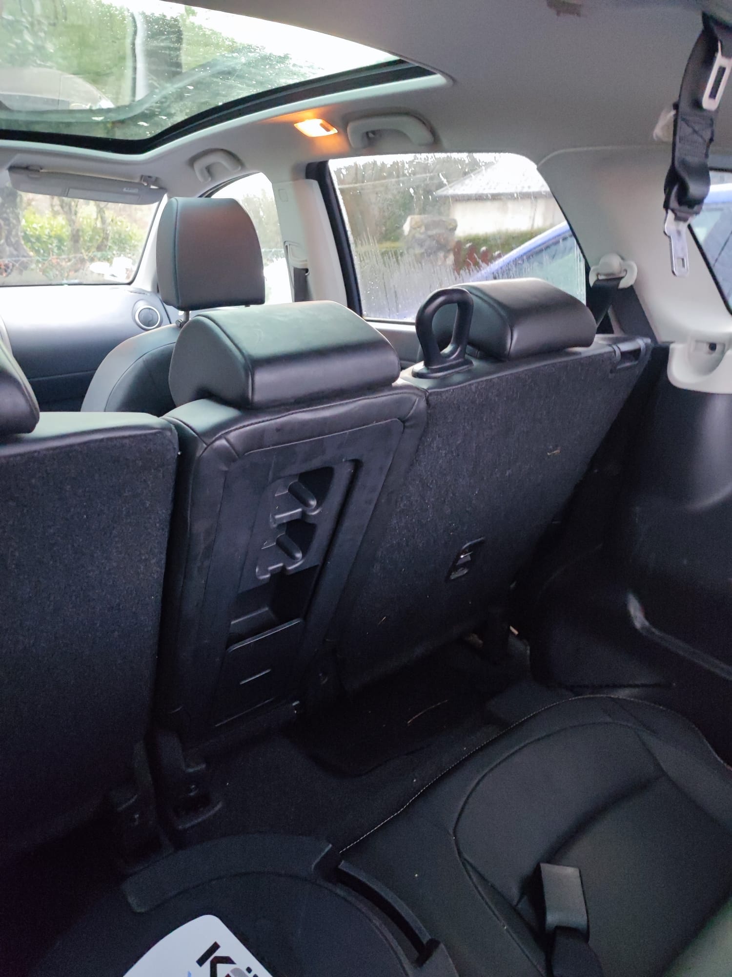 Nissan Qashqai+2 avec Pneus neige