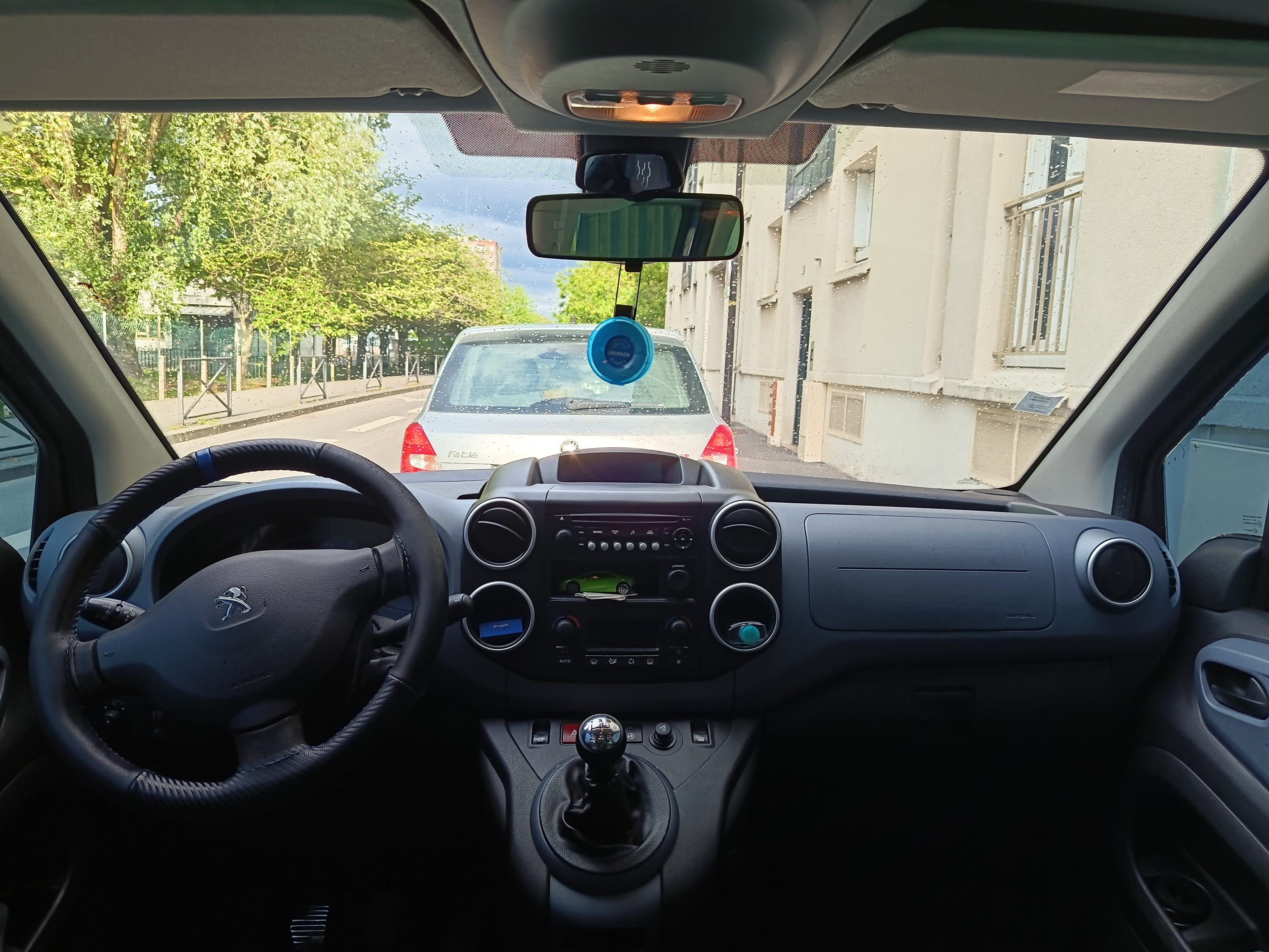 Peugeot Partner Tepee avec Audio Bluetooth