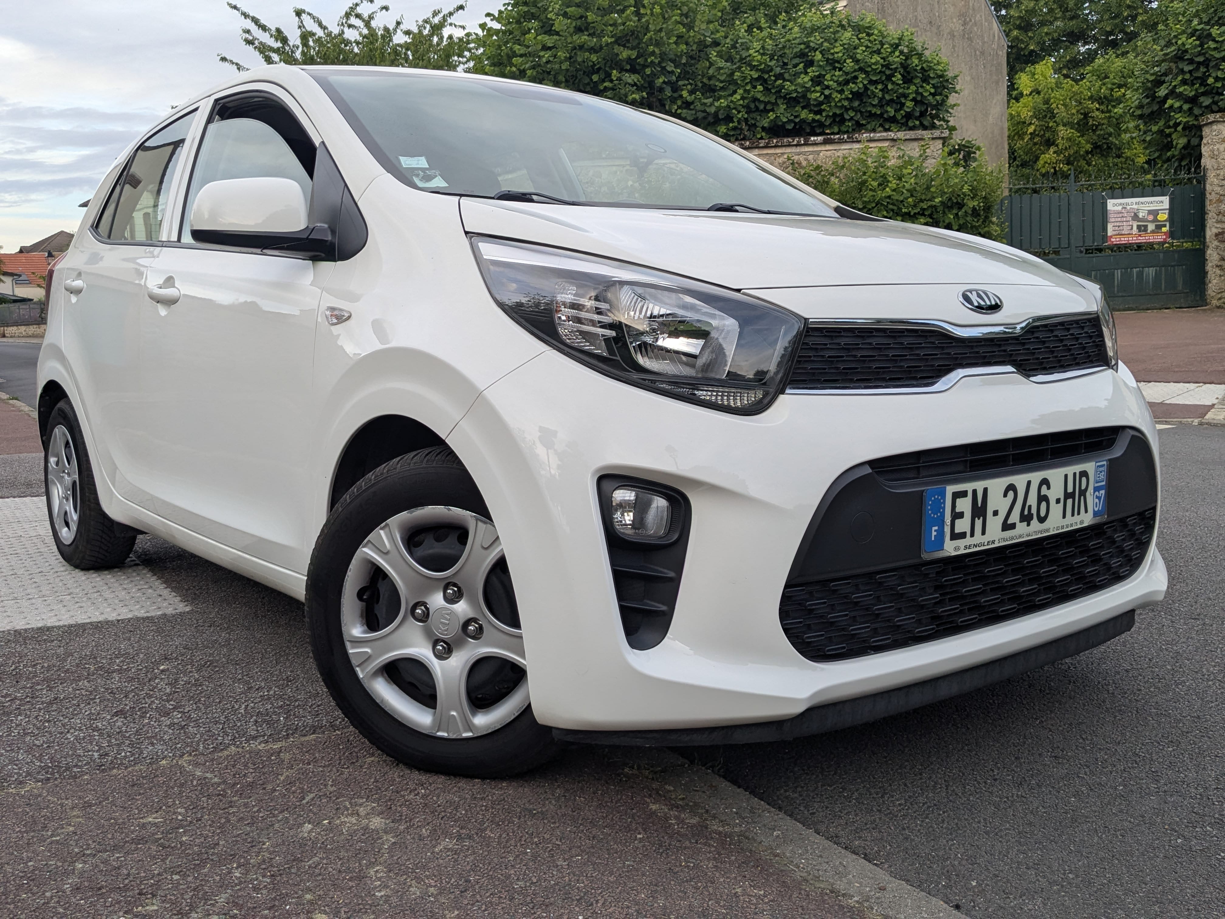 Kia Picanto avec Autoradio