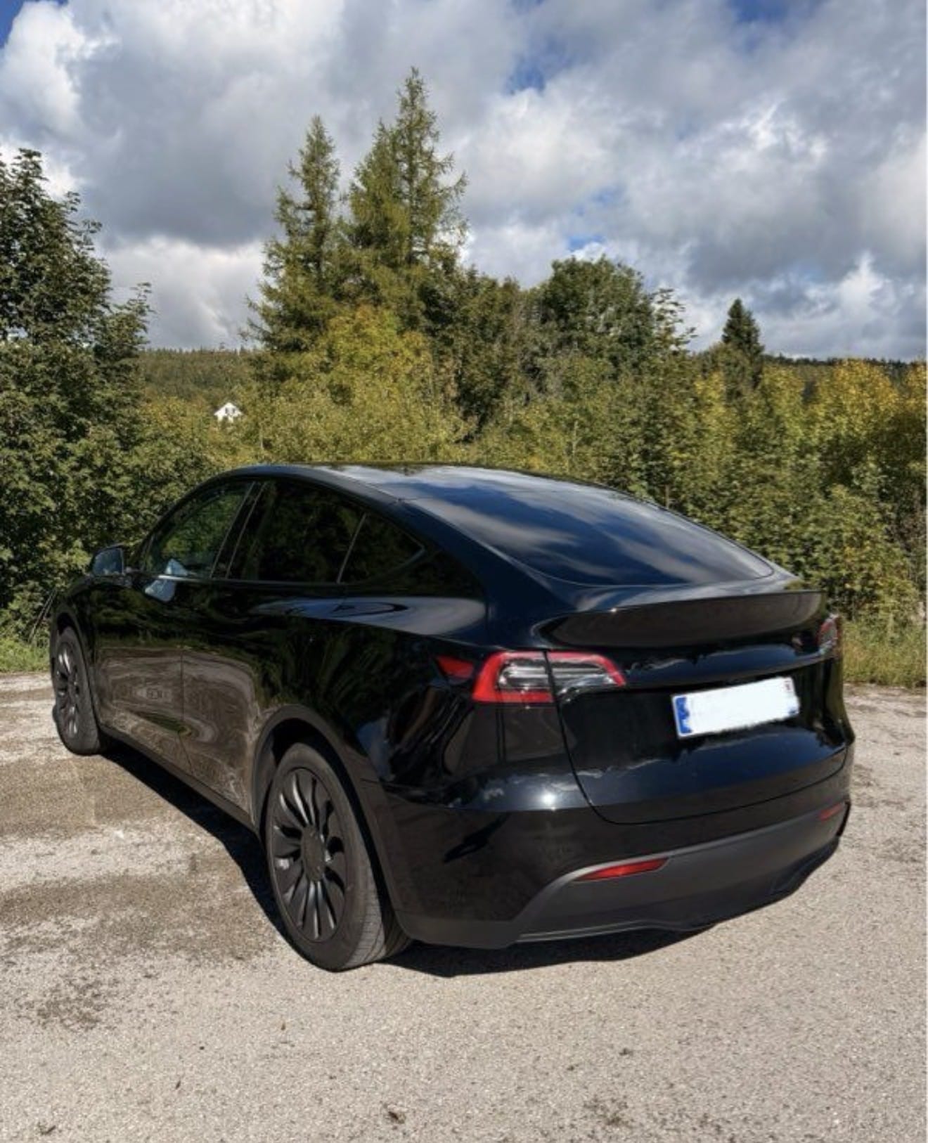 Tesla Model Y Performance avec GPS