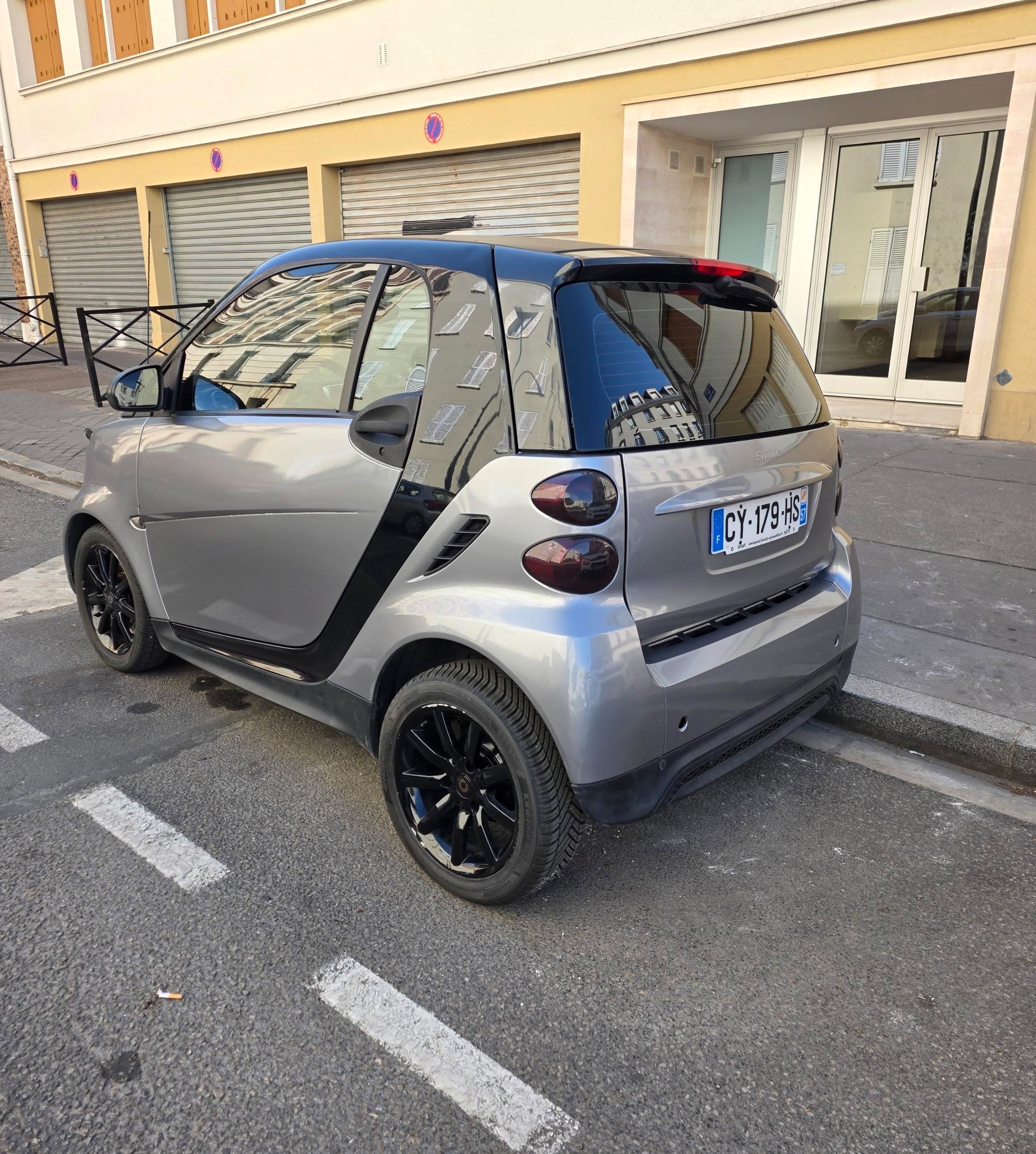 Smart Fortwo Pure avec Audio Bluetooth