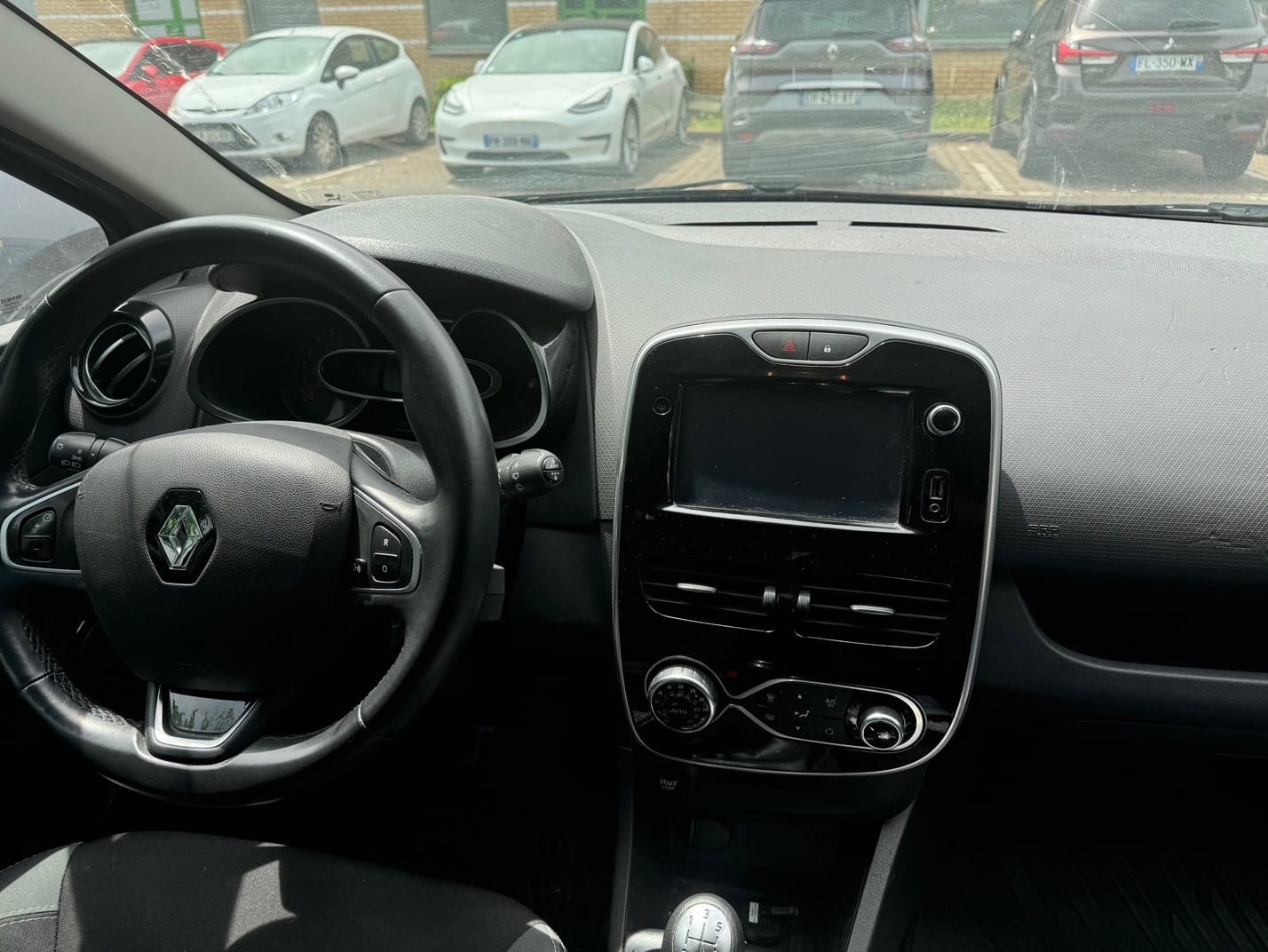 Renault Clio avec GPS