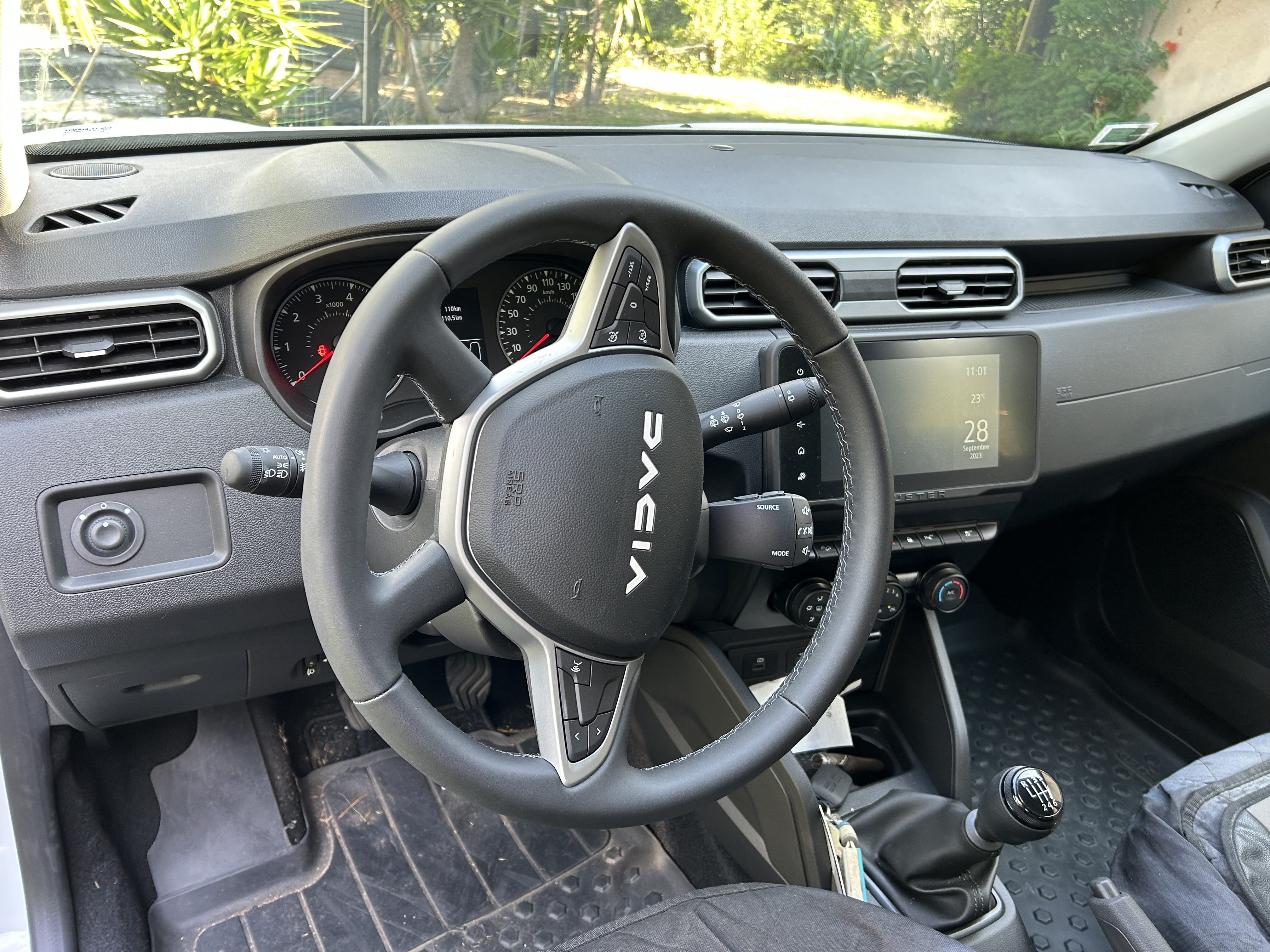 Dacia Duster with Baby seat