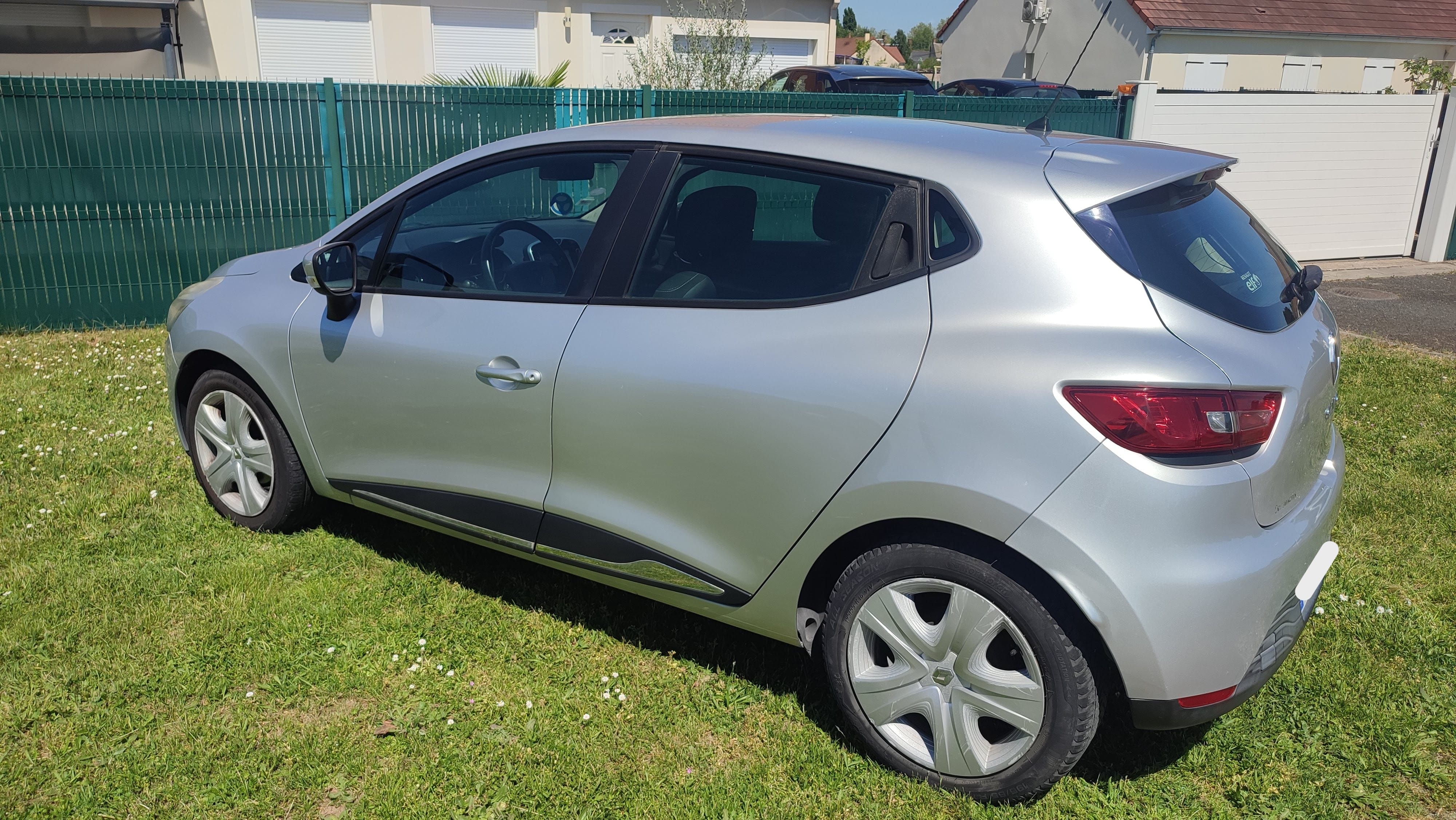 Renault Clio 0.9 TCE avec GPS