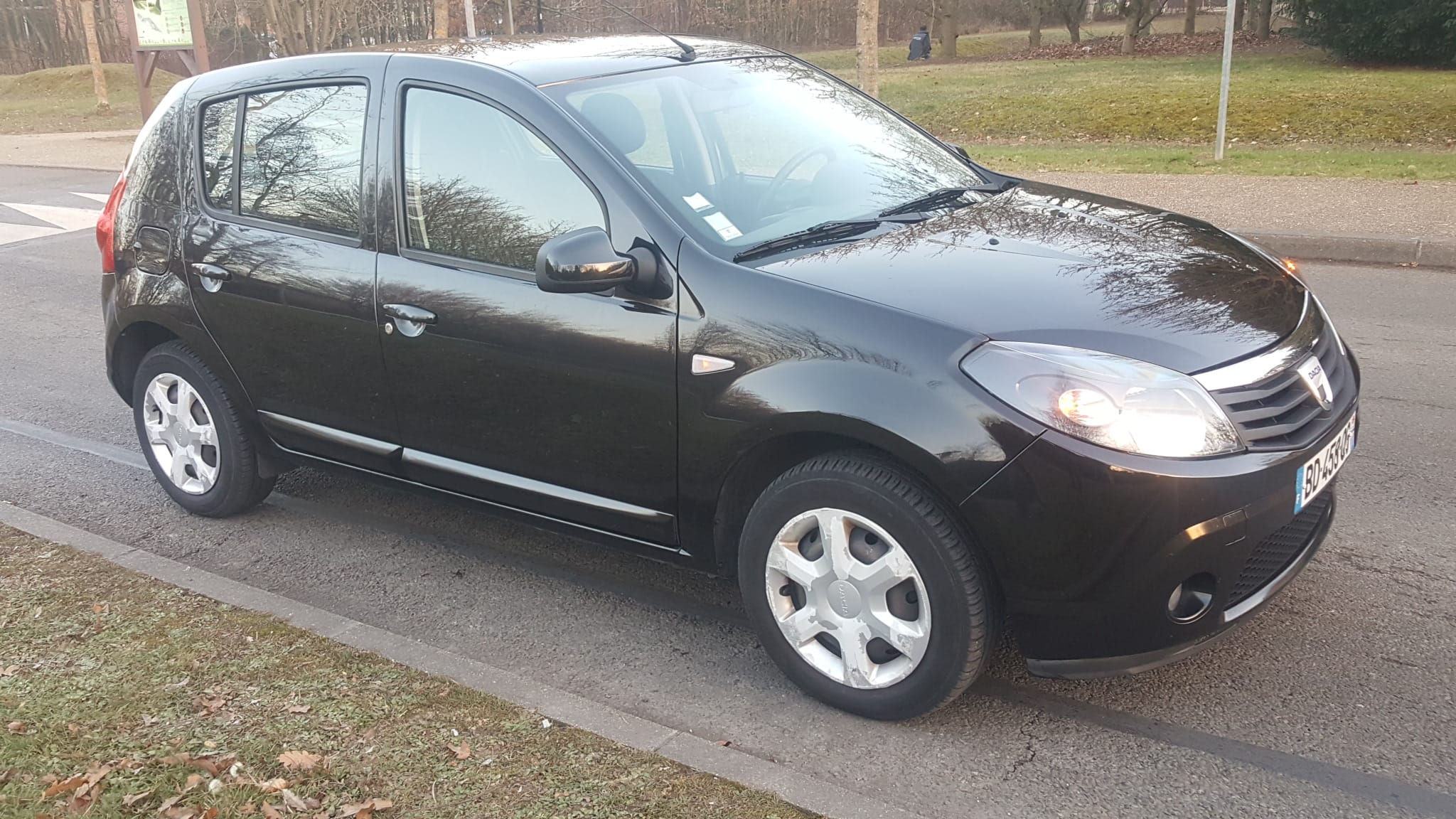 Dacia Sandero Black line 1.4 Mpi, 2010, Essence 98