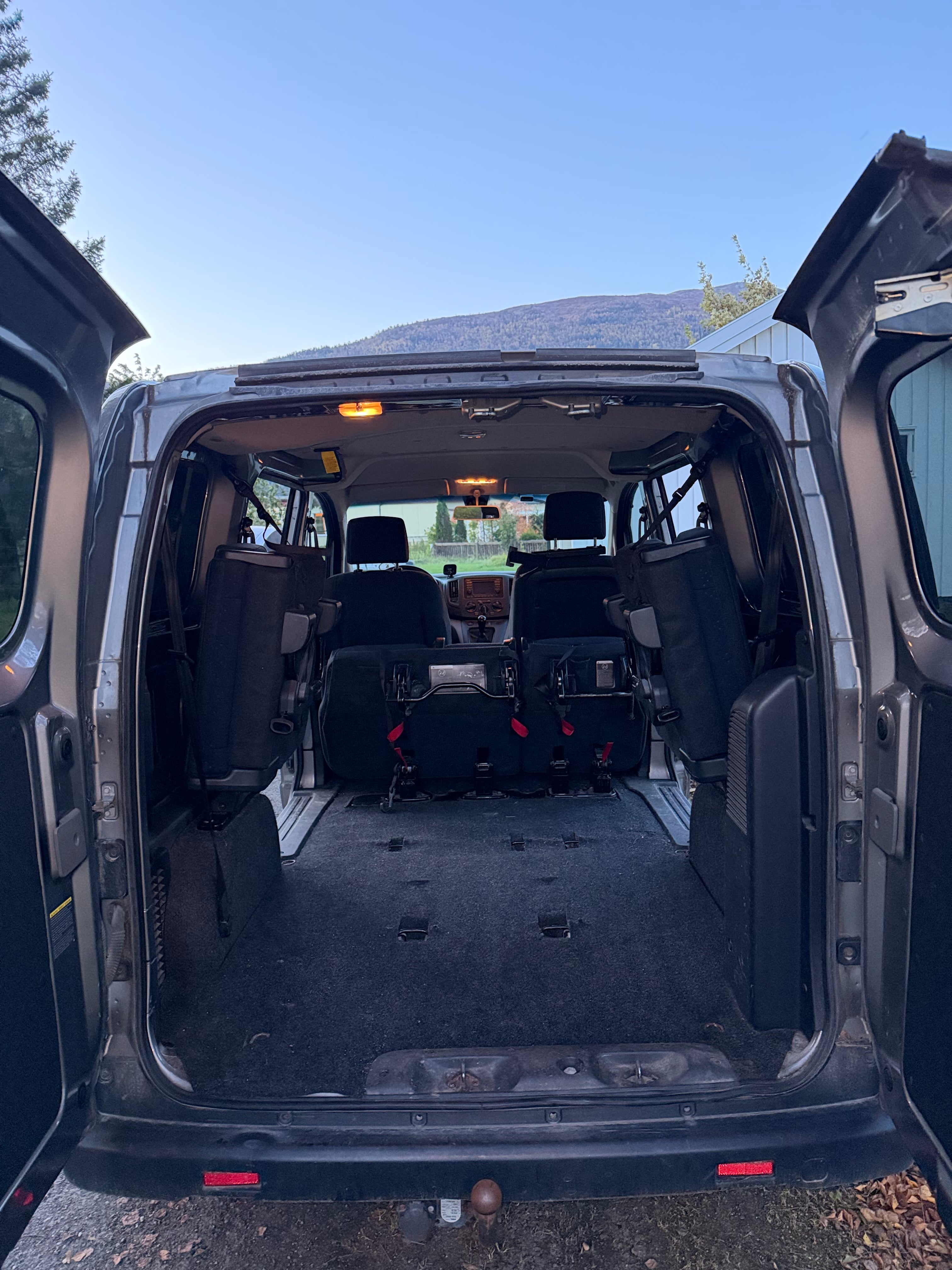 Nissan NV200 med Babysete