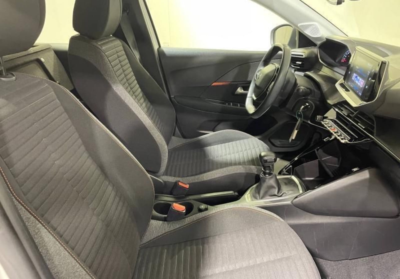 Peugeot 208 avec Régulateur de vitesse