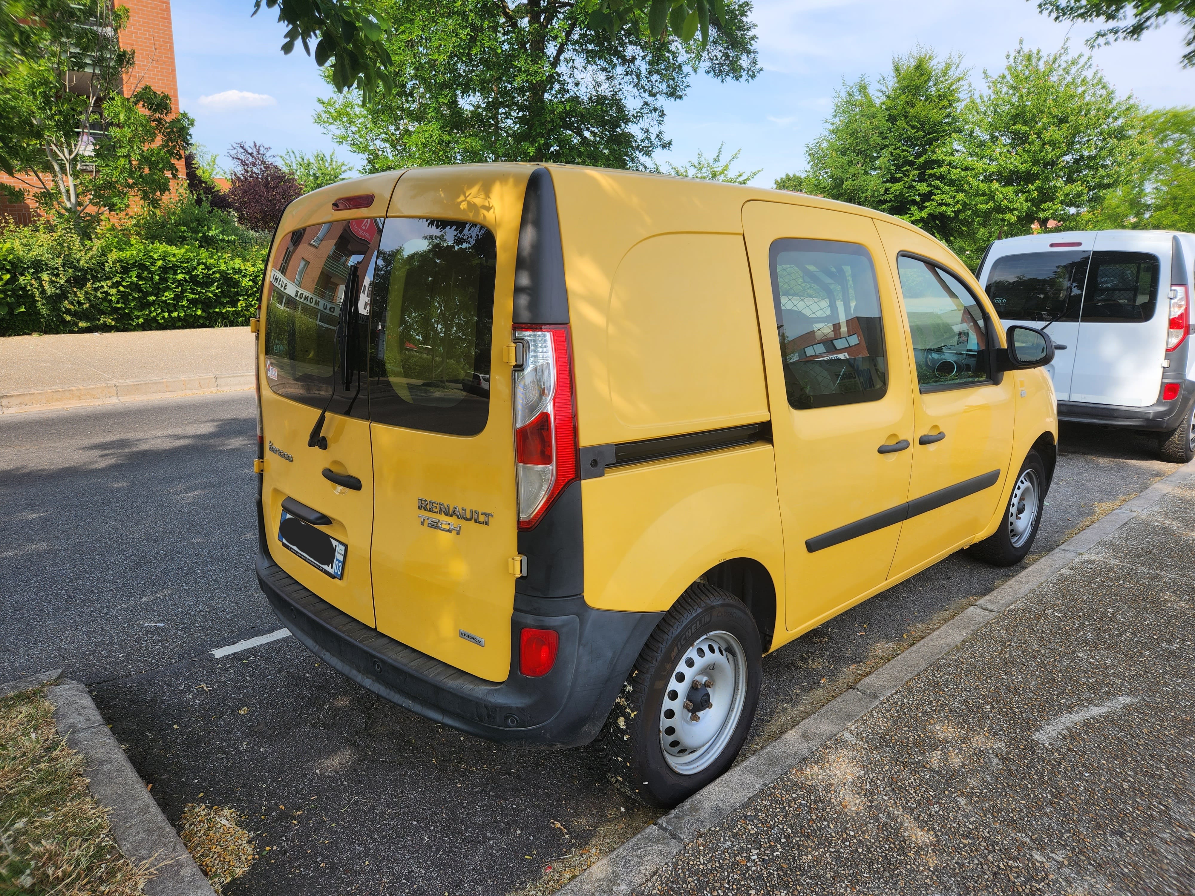 Renault Kangoo Express avec Entrée audio / iPod