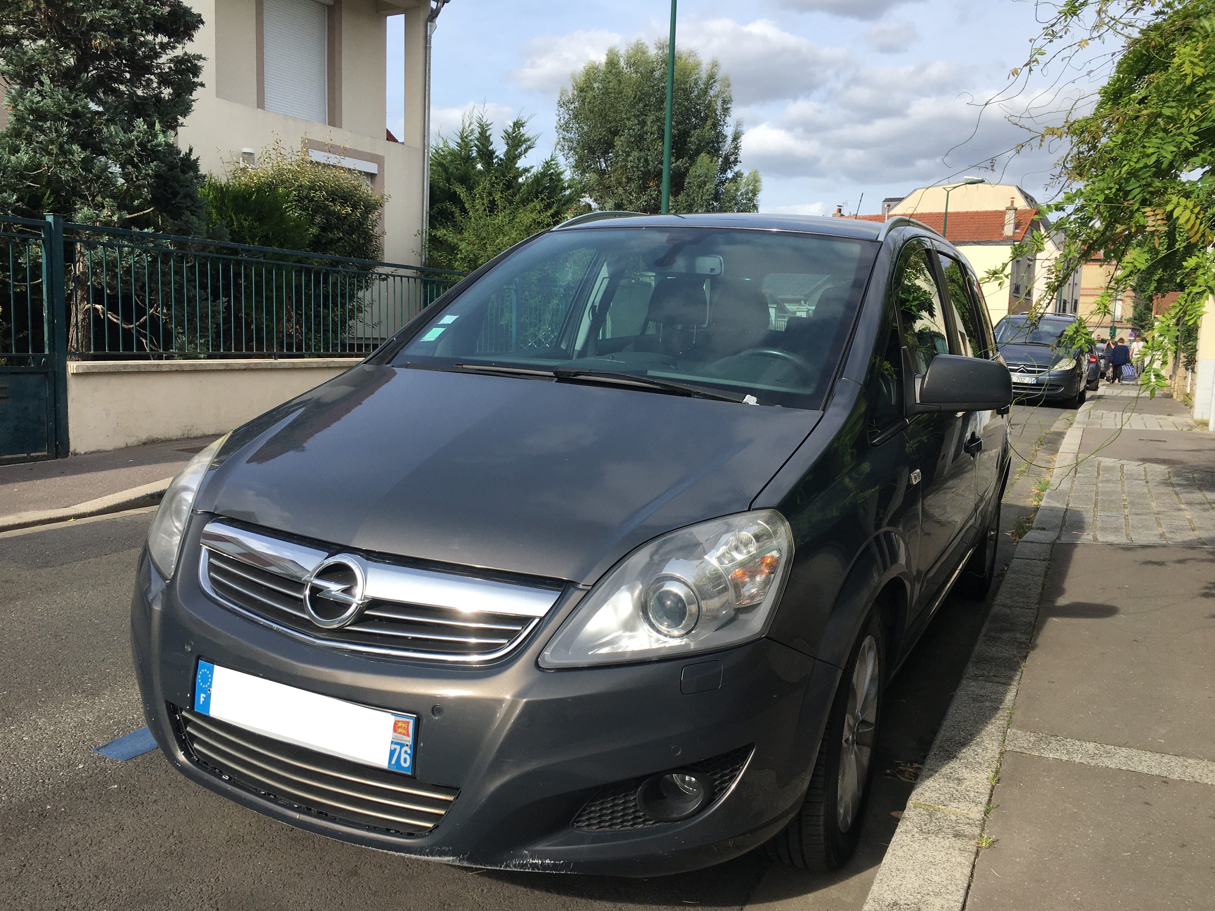 Opel Zafira 1.7CDTI avec Climatisation