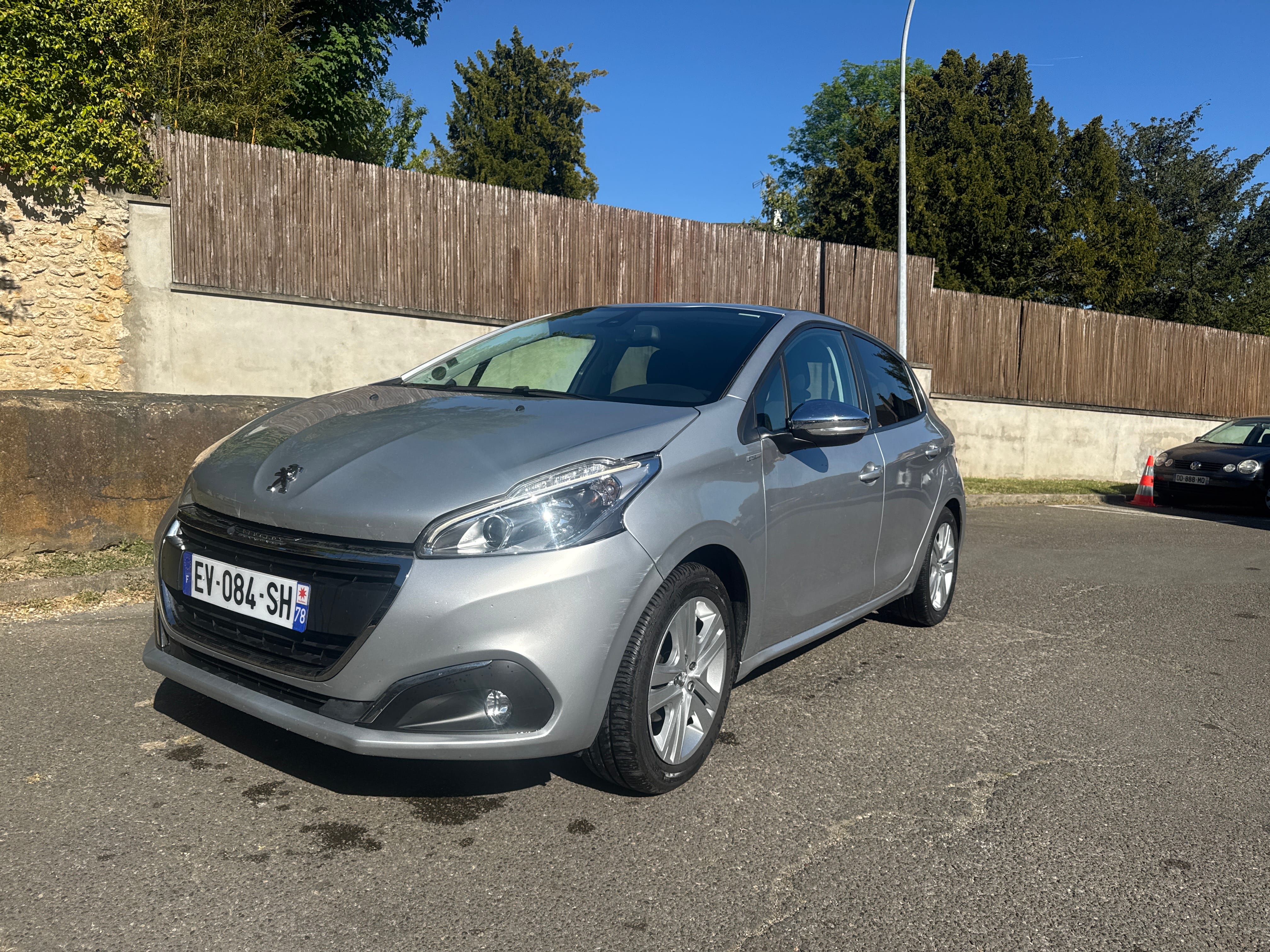 Peugeot 208, 2018, Essence 95