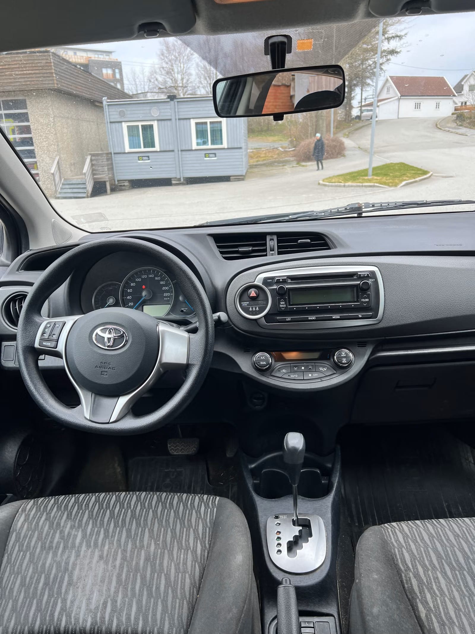 Toyota Yaris med Vinterdekk