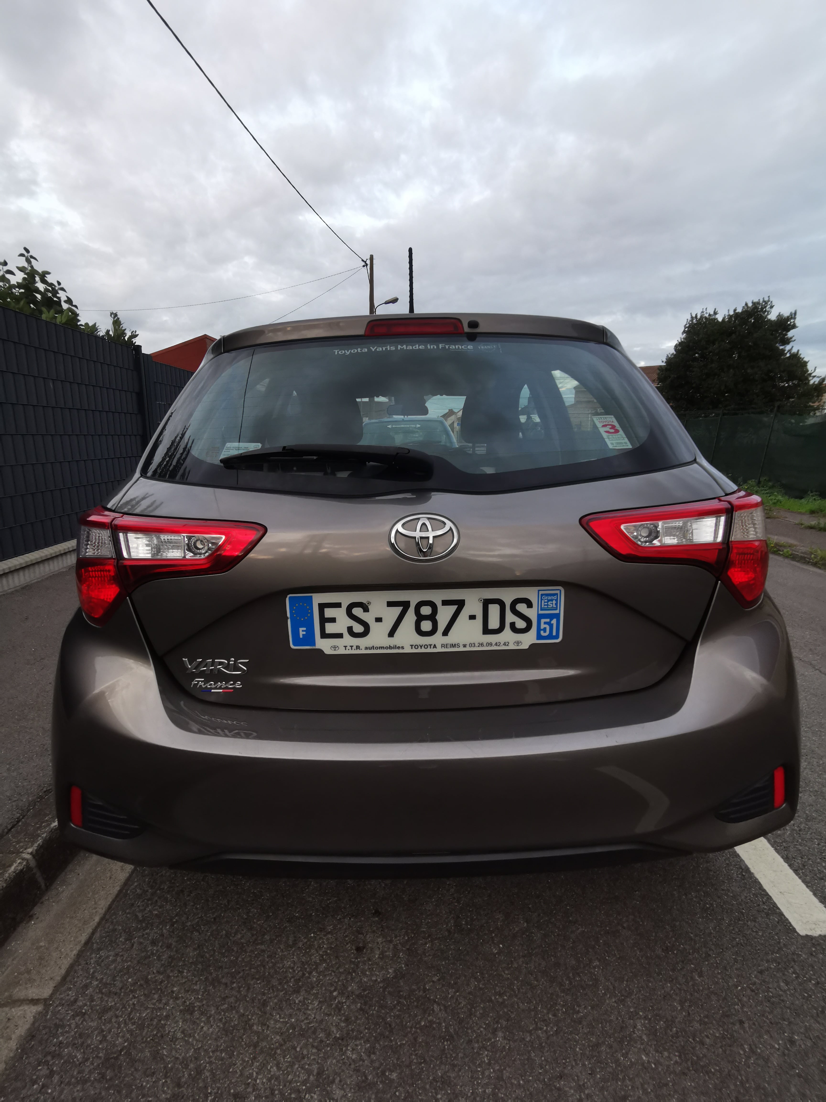 Toyota Yaris 1.0 Essence avec Port USB