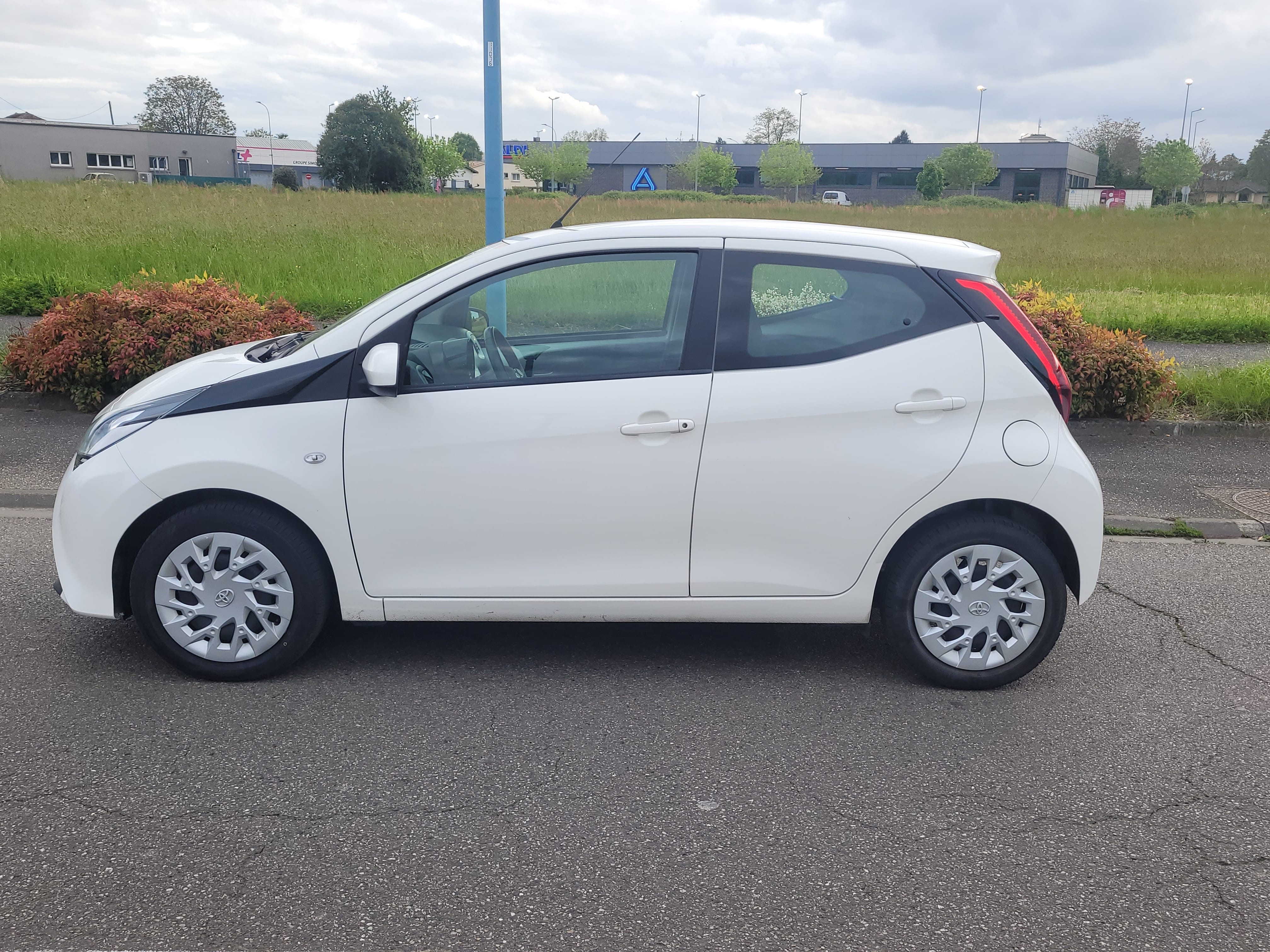 Toyota Aygo X, 2020, Essence 95