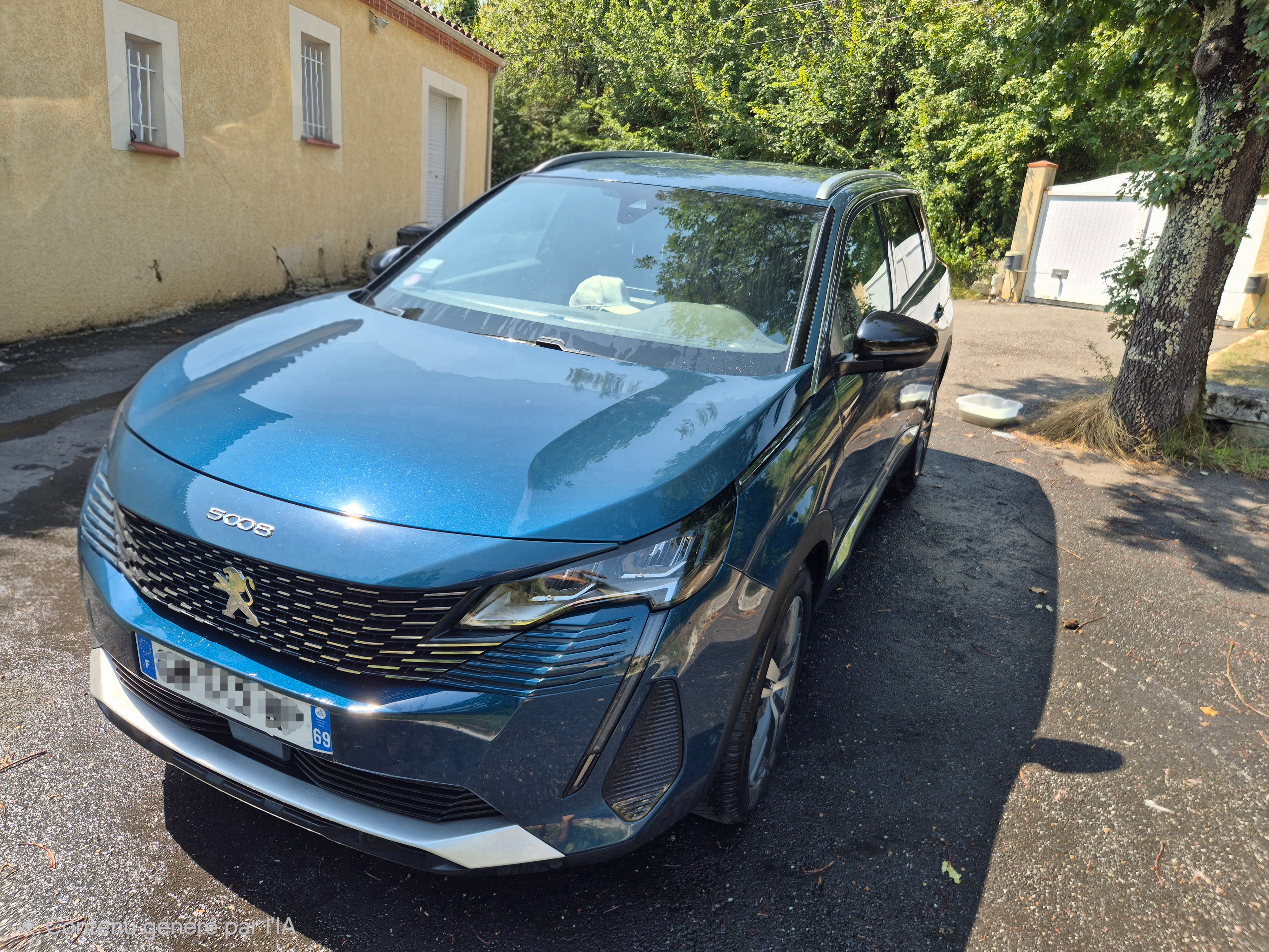 Peugeot 5008, 2023, Essence 95, automatique, 7 places