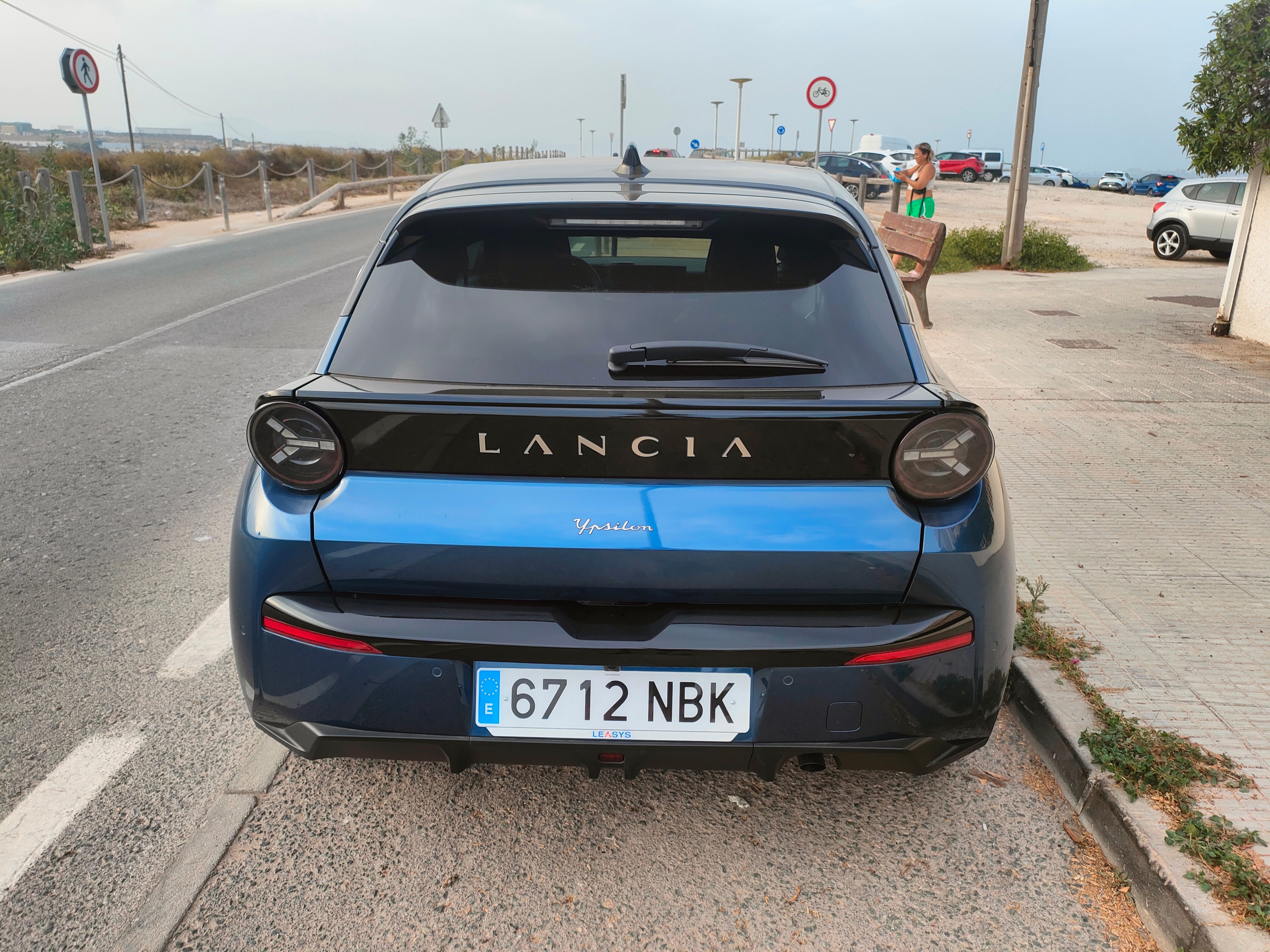 Lancia Ypsilon con Cámara de marcha atrás