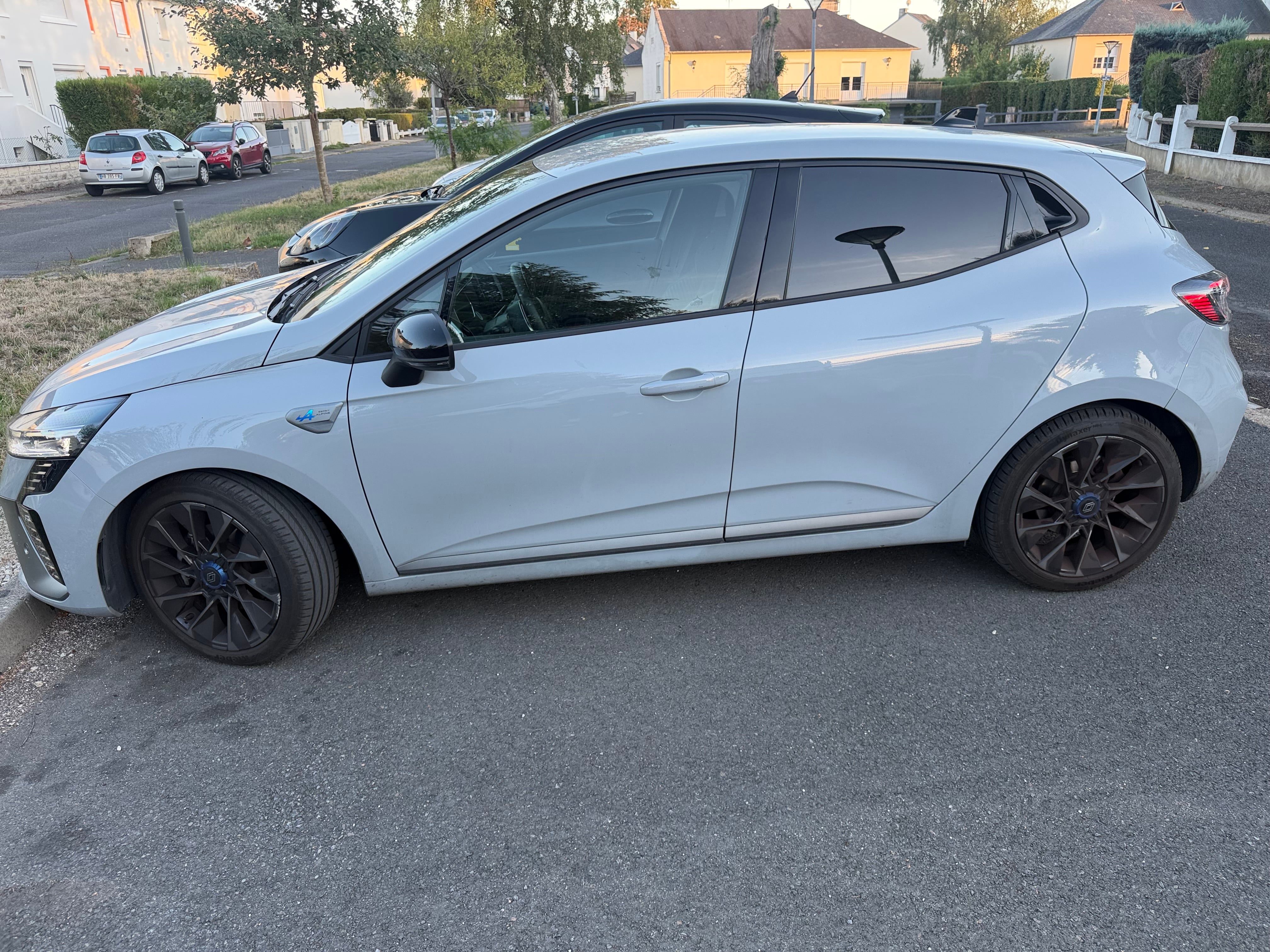 Renault Clio Alpine avec Climatisation